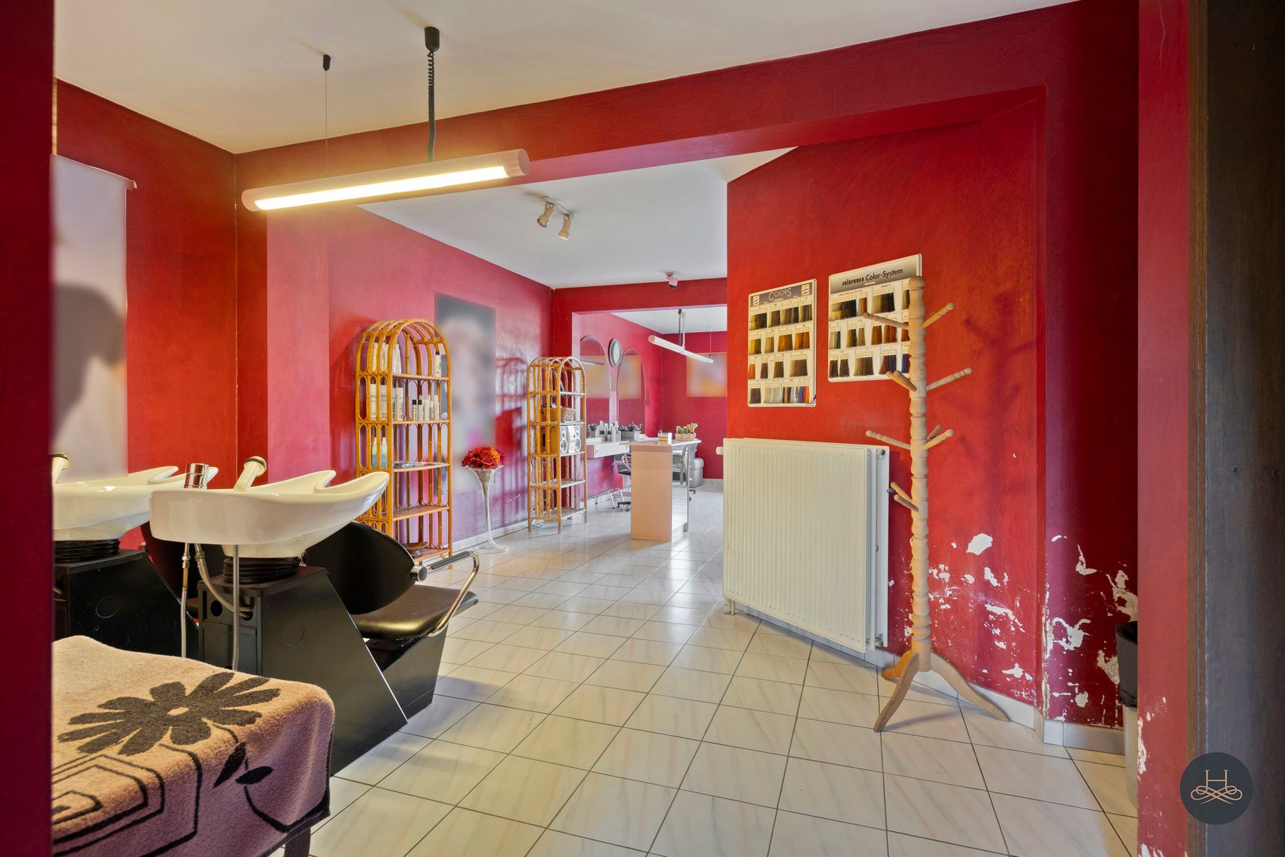 Ruime woning met handelsruimte en veel potentieel foto 25