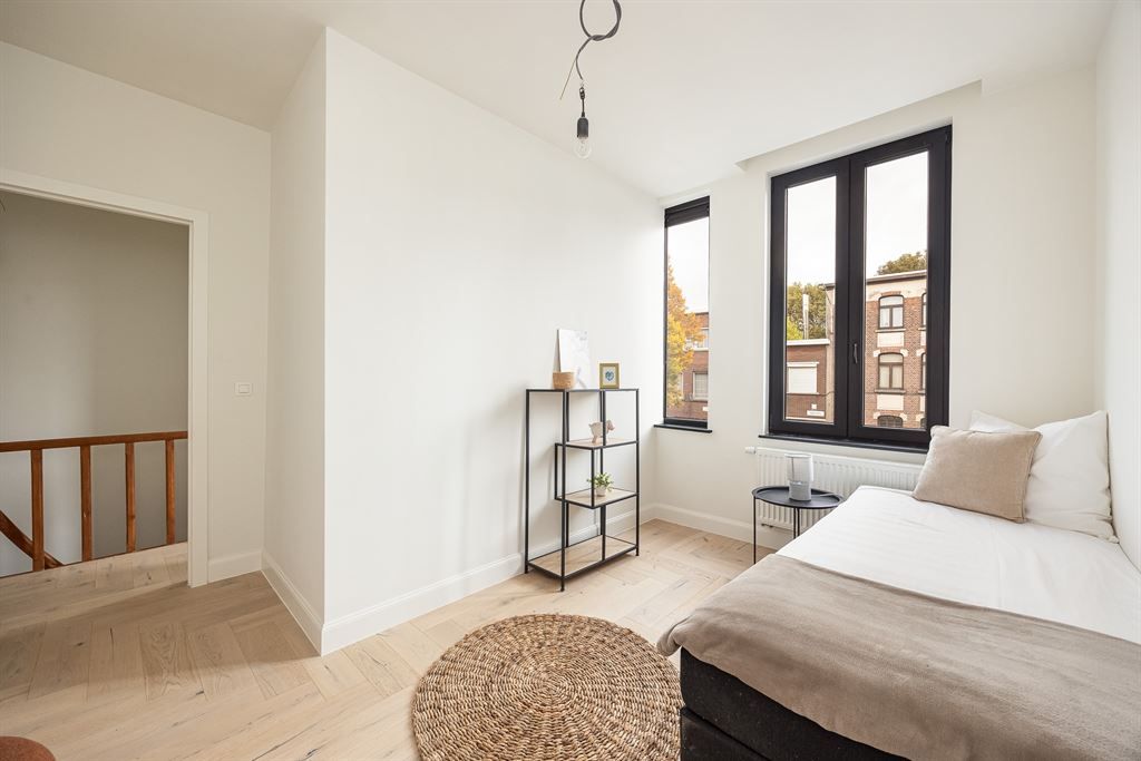 Hoogwaardig gerenoveerde, energiezuinige wonin foto 18