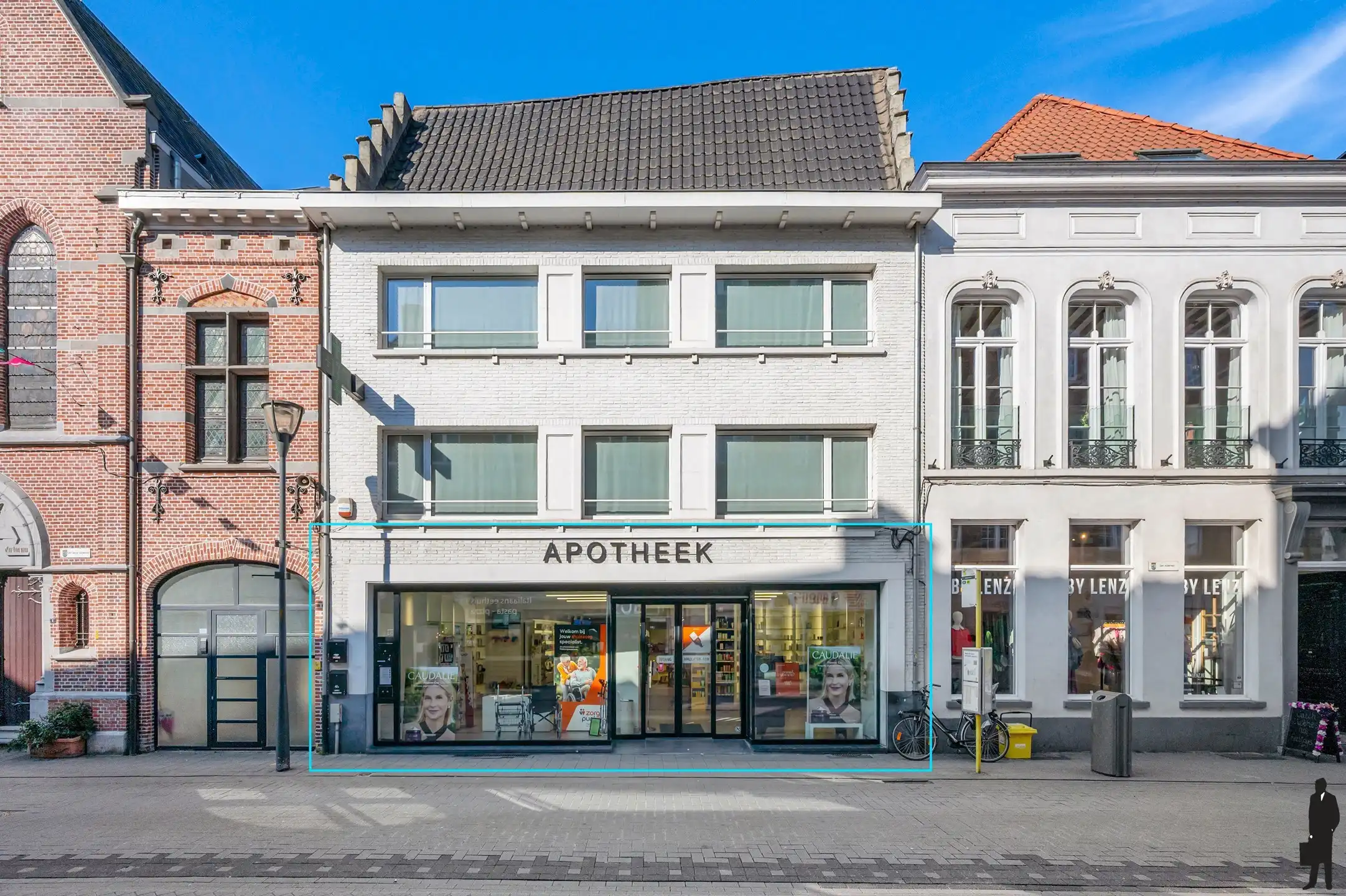 Ruim handelspand van 336 m² in centrum Turnhout foto {{pictureIndex}}
