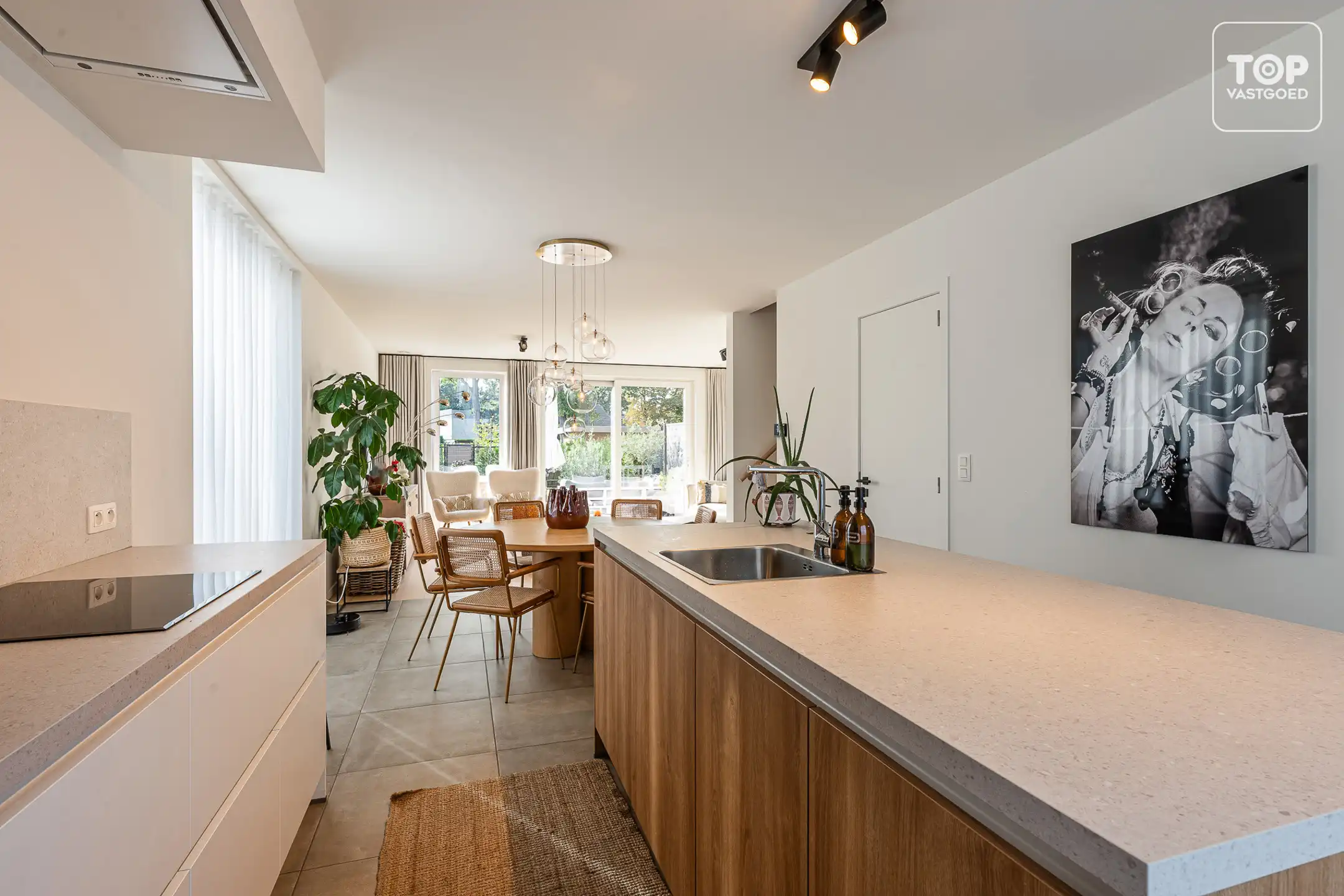 Nieuwbouwwoning met 4 slaapkamers, tuin en carport  foto 5
