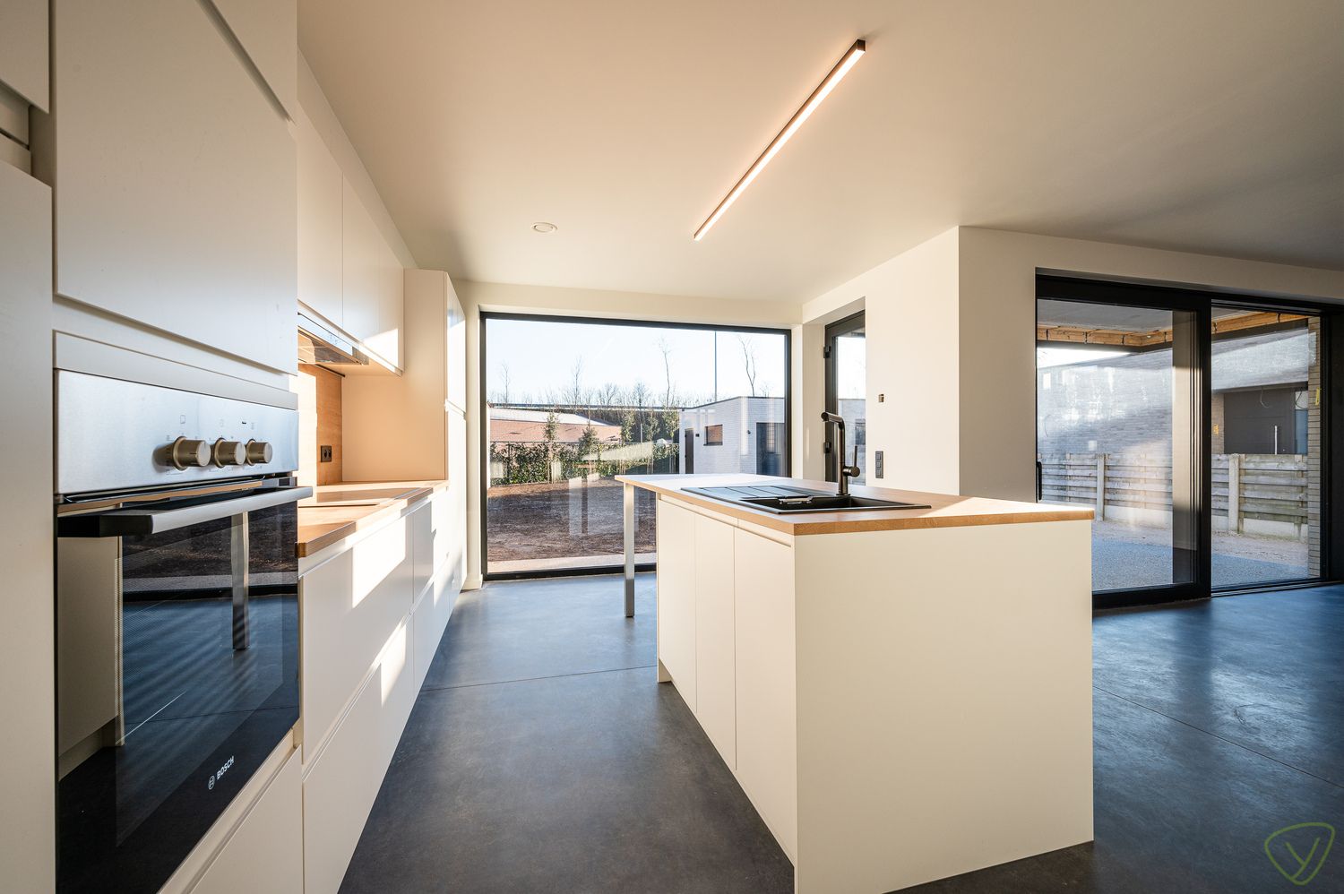 Uitzonderlijke woning te huur te Maldegem met een superieure afwerking. foto 6