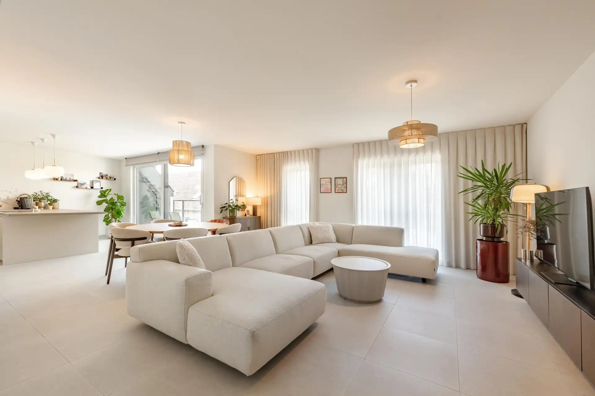 Prachitg Instapklaar appartement met 3 slaapkamers, polyvalente ruimte en terras in Sint-Eloois-Vijve 🏡 foto 10