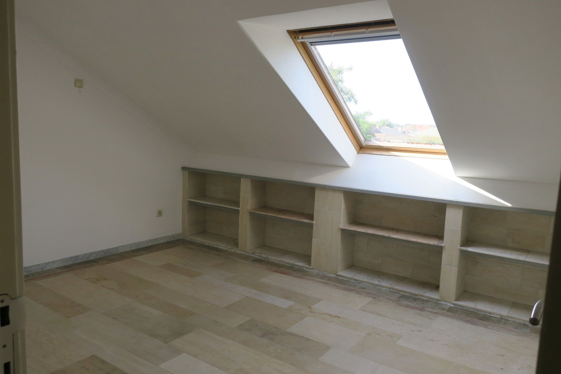 DUPLEX-APPARTEMENT MET 2 SLAAPKAMERS EN TERRAS foto 5