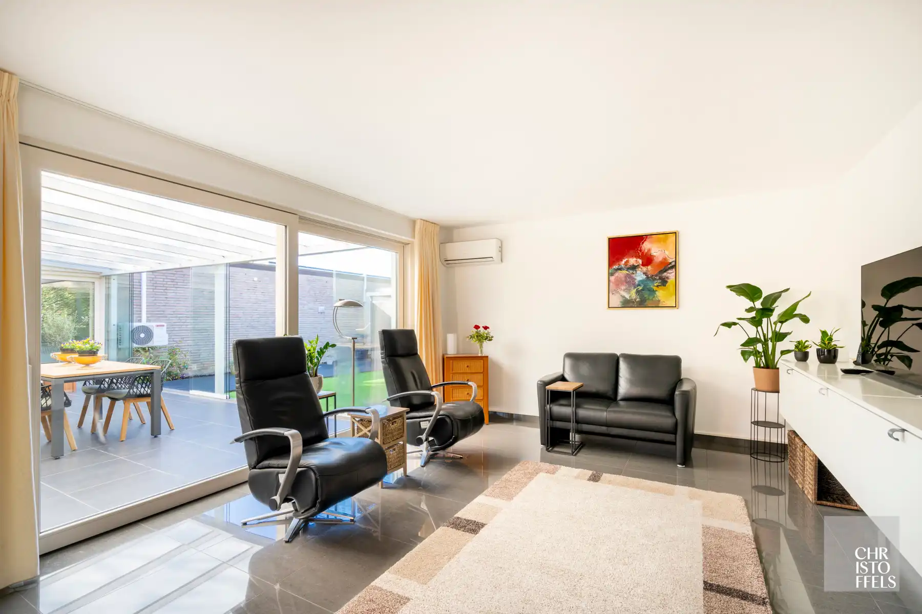 Gelijkvloerse woning van 145m², rustig gelegen nabij Park Pietersheim te Lanaken foto 2