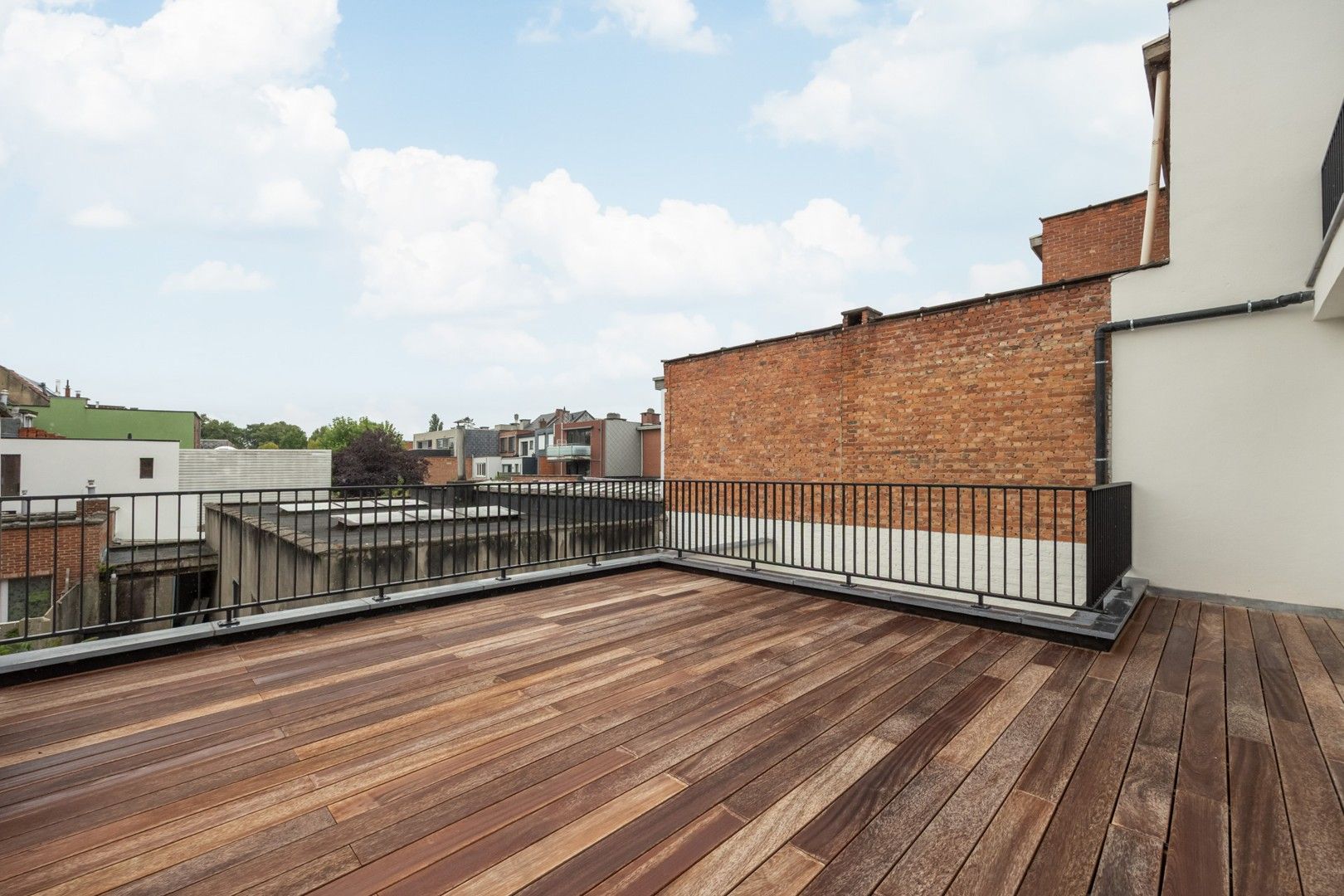 APPARTEMENT + TERRAS +/- 44m² foto 12