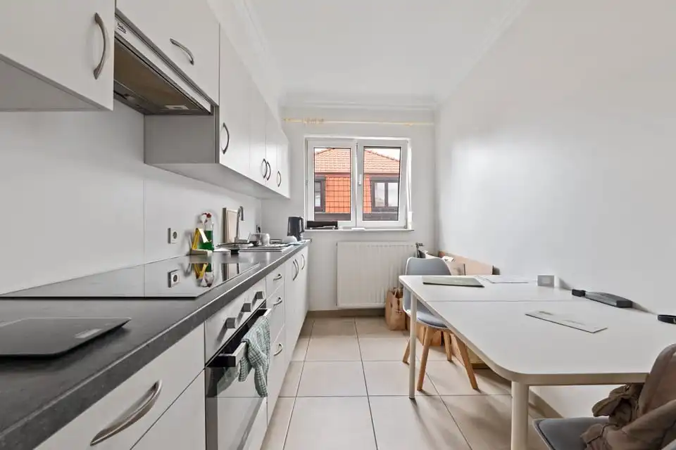 GEZELLIG 2-SLK APPARTEMENT VLAKBIJ HET CENTRUM VAN SINT-TRUIDEN foto 12