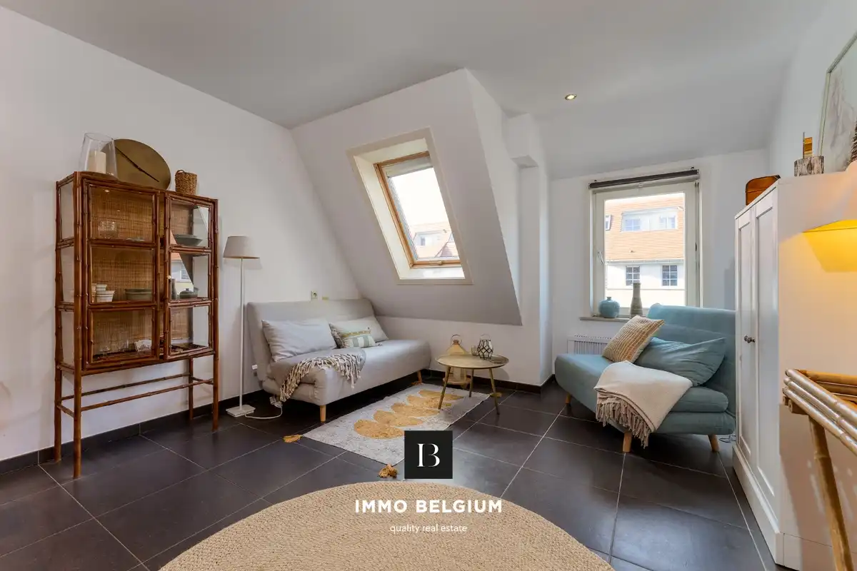 Instapklaar duplex appartement met 2 slaapkamers foto 3