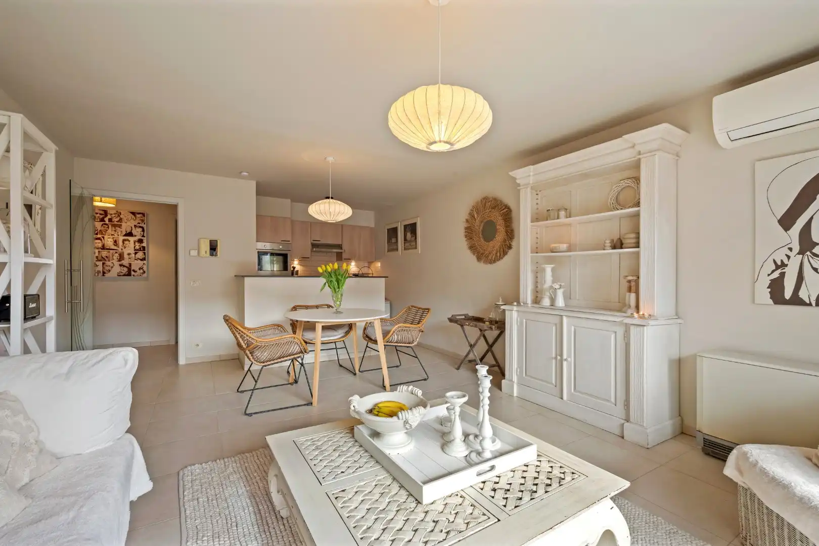 Verzorgd appartement met 2 slaapkamers, balkon, garage en berging in Menen-centrum foto 8