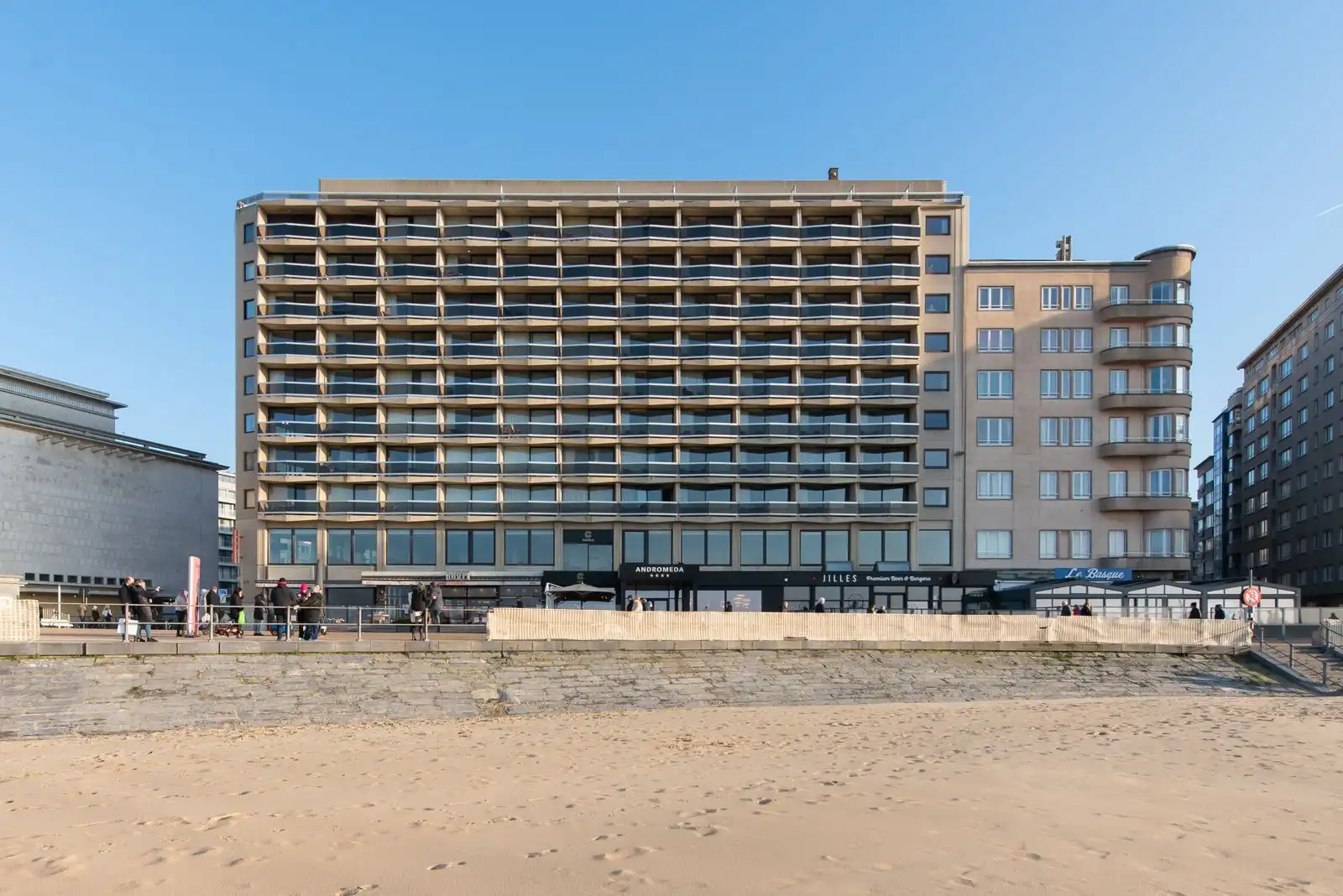 Uitzonderlijke studio met terras en fantastisch zeezicht foto 12