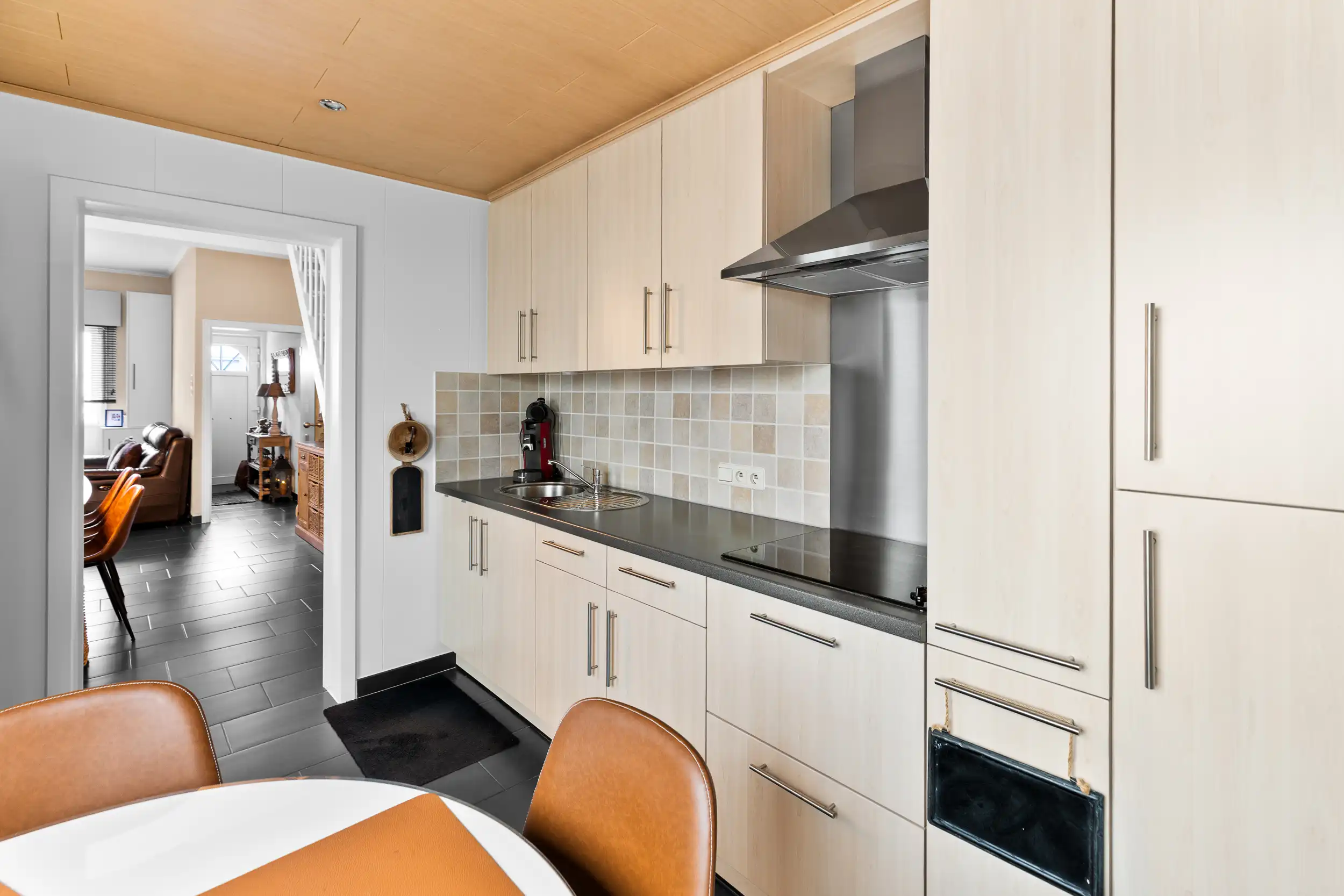 Charmante woning met tuin in Zele foto 6