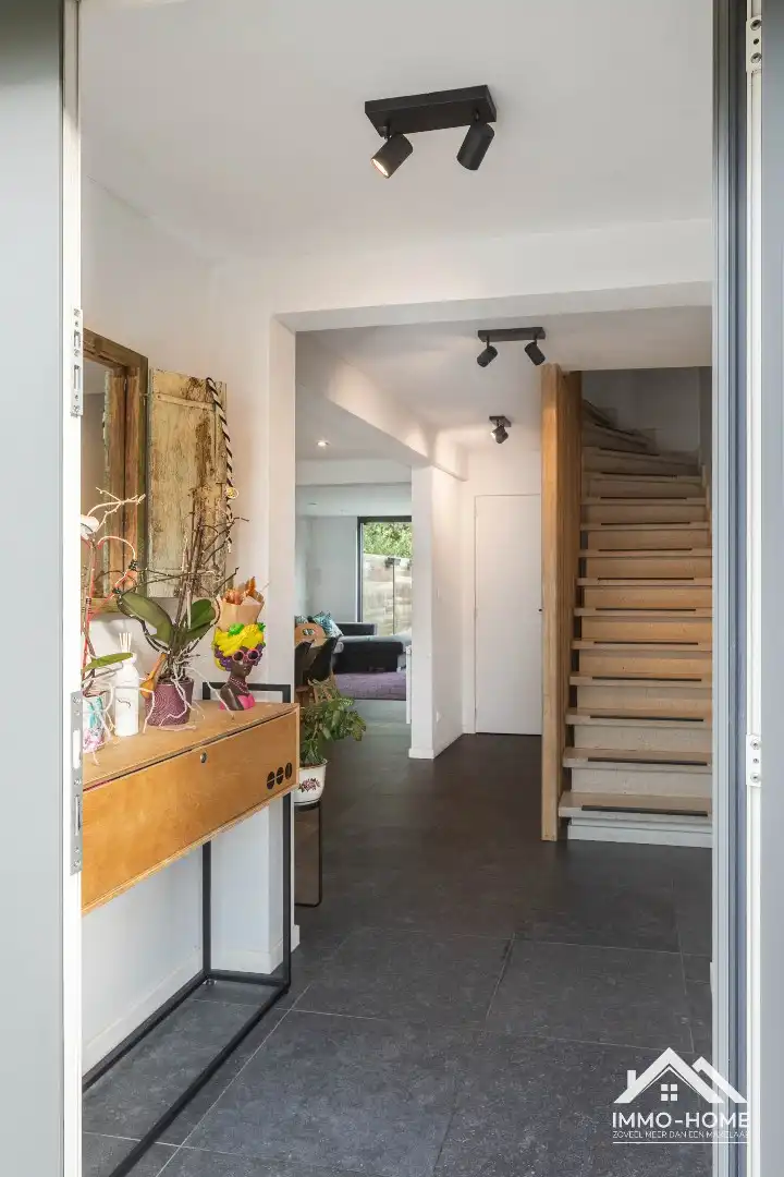 Prachtige gerenoveerde woning op een topligging in Sint-Amandsberg! foto 28