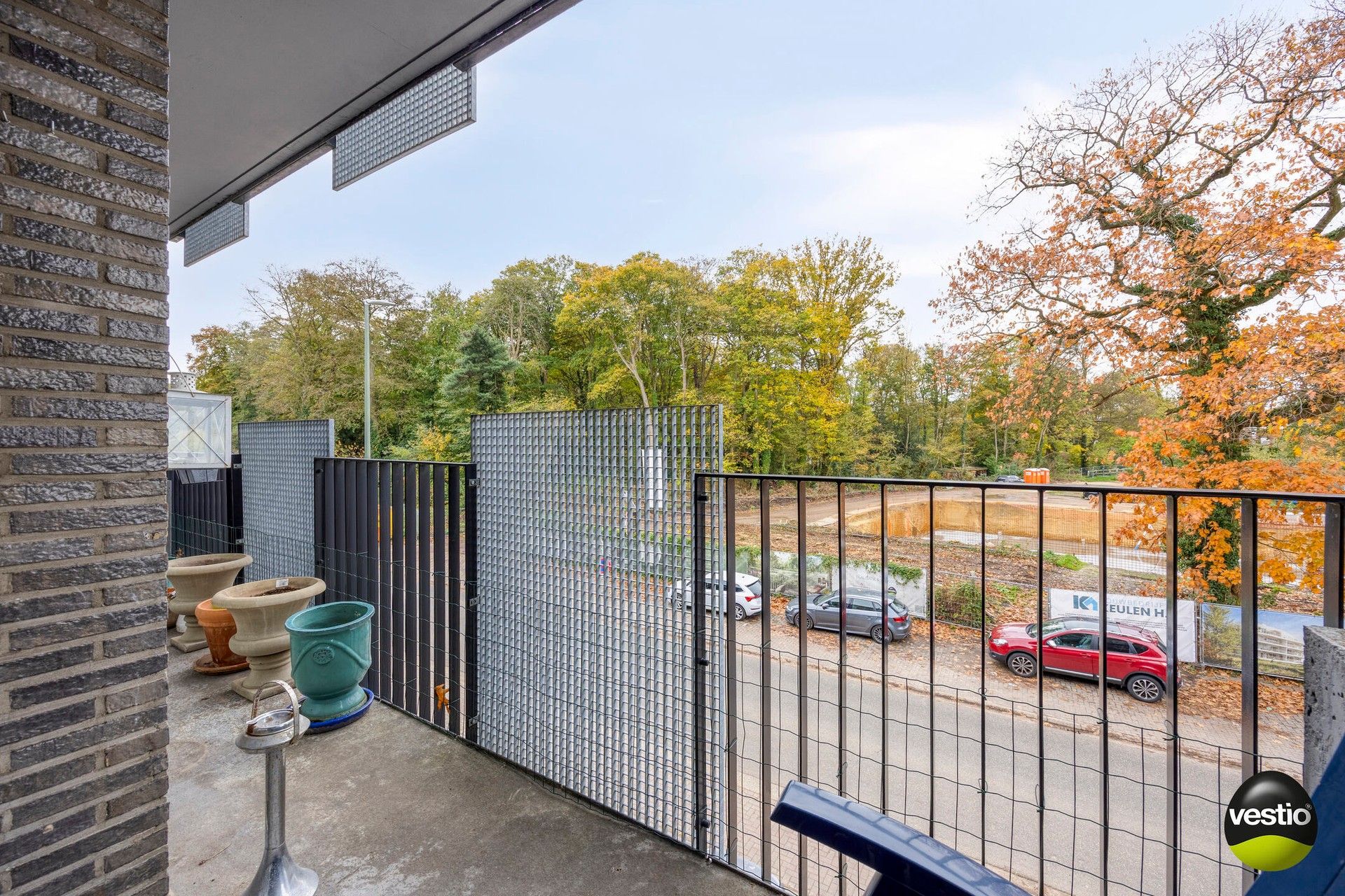 Te renoveren 2-slaapkamerappartement met terras, garagebox en kelder. foto 3