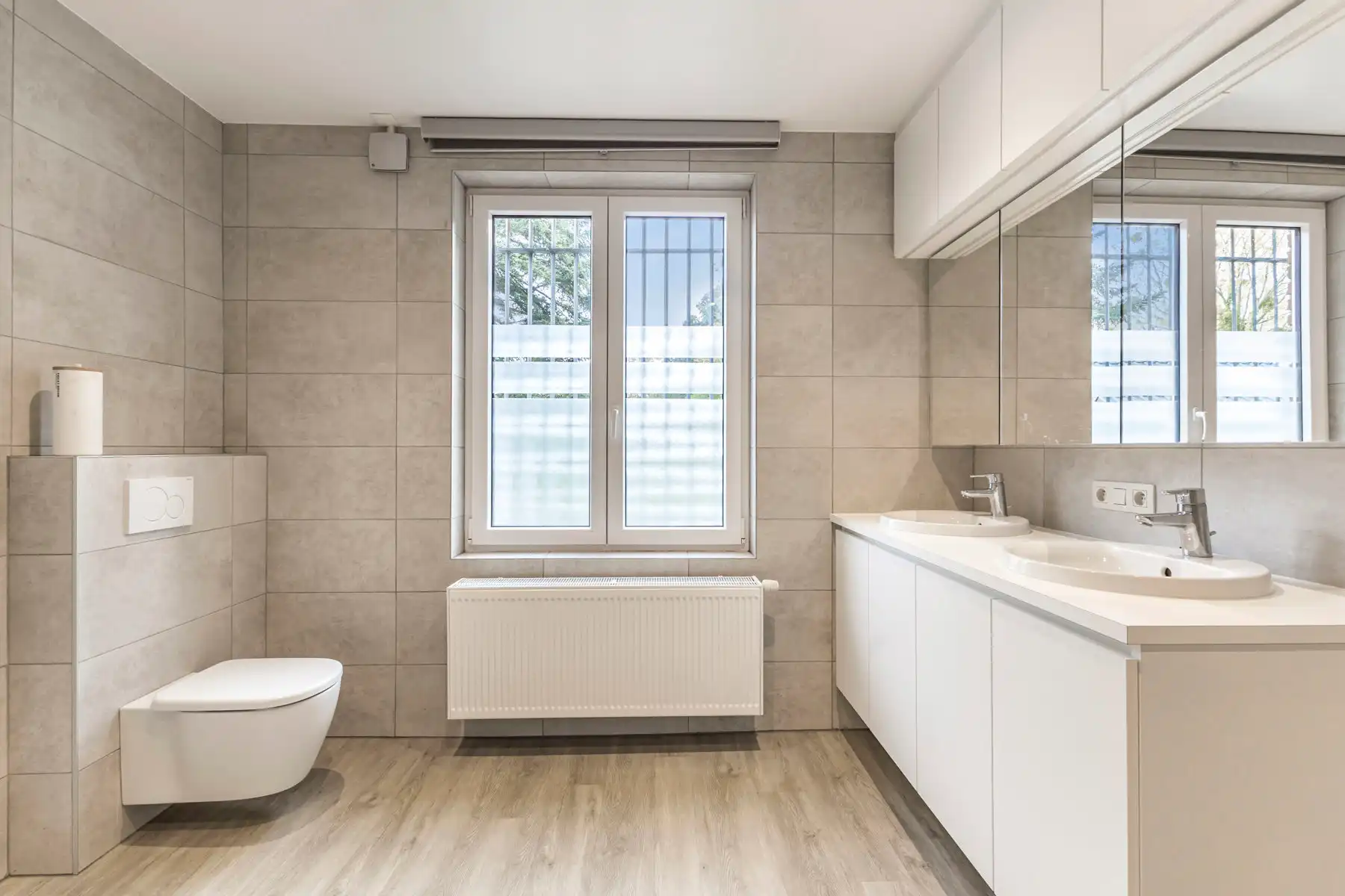 Karaktervolle herenwoning MET RUIM ATELIER en prachtige tuin foto 26