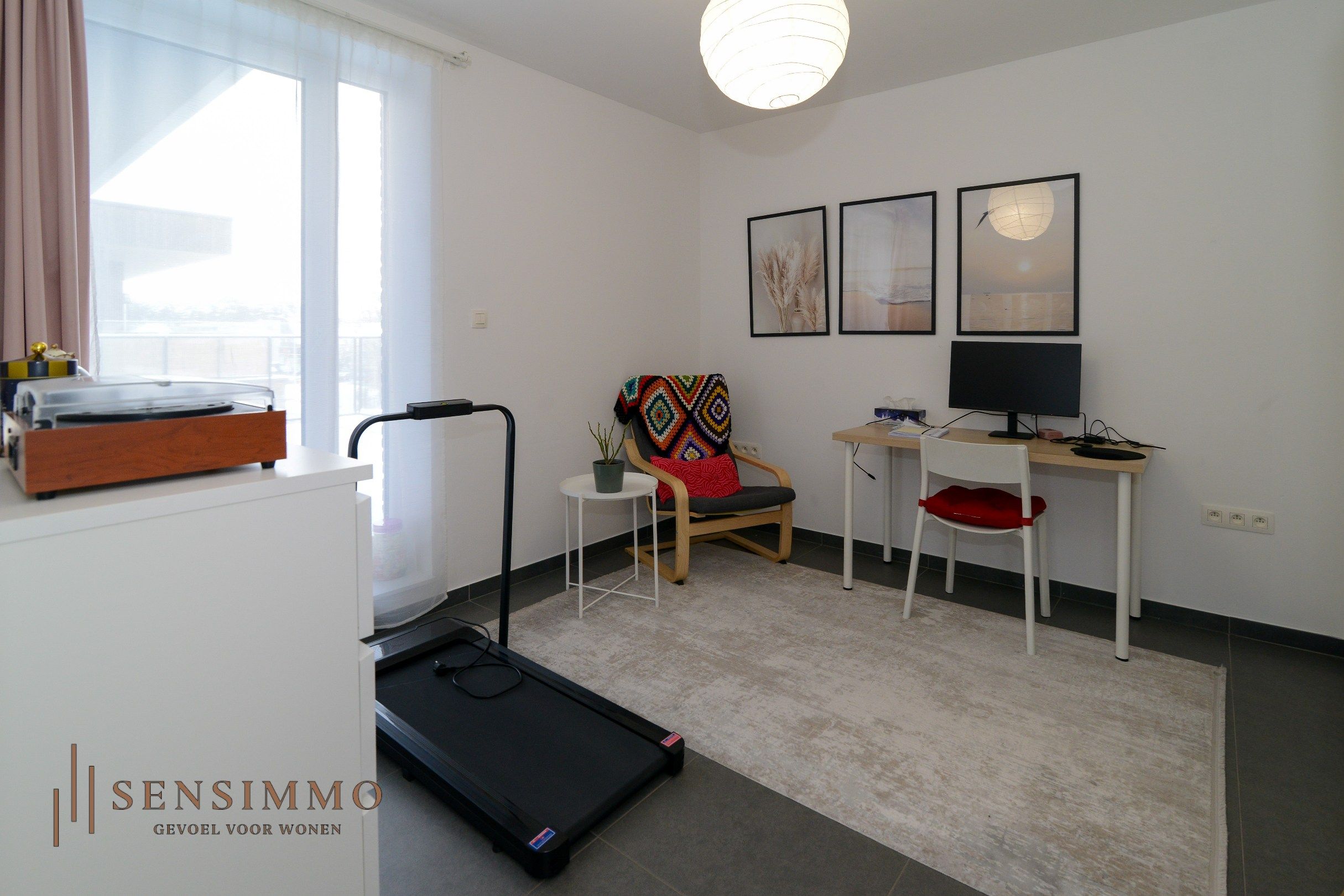 Tweeslaapkamer appartement met terras, parking en kelderberging foto 8