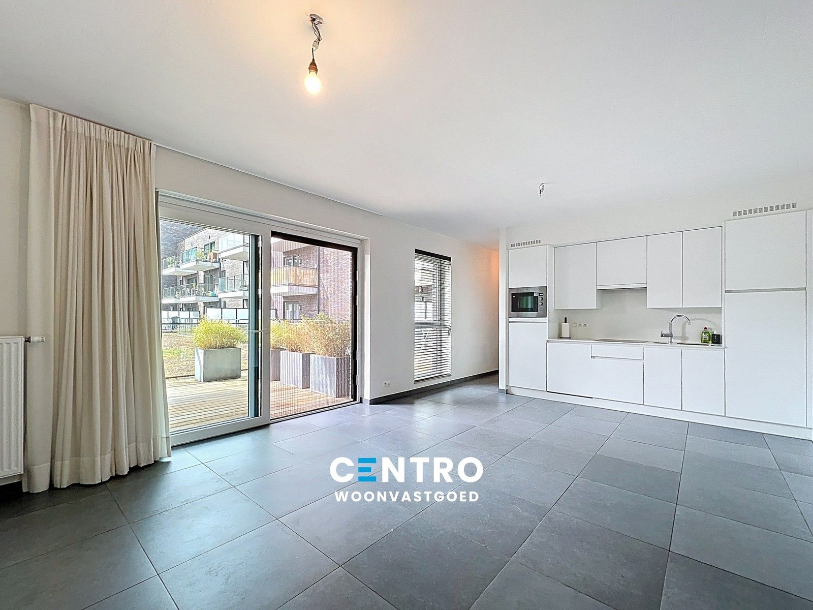 ENERGIEZUINIG appartement met terras! (Residentie De Munt) foto {{pictureIndex}}