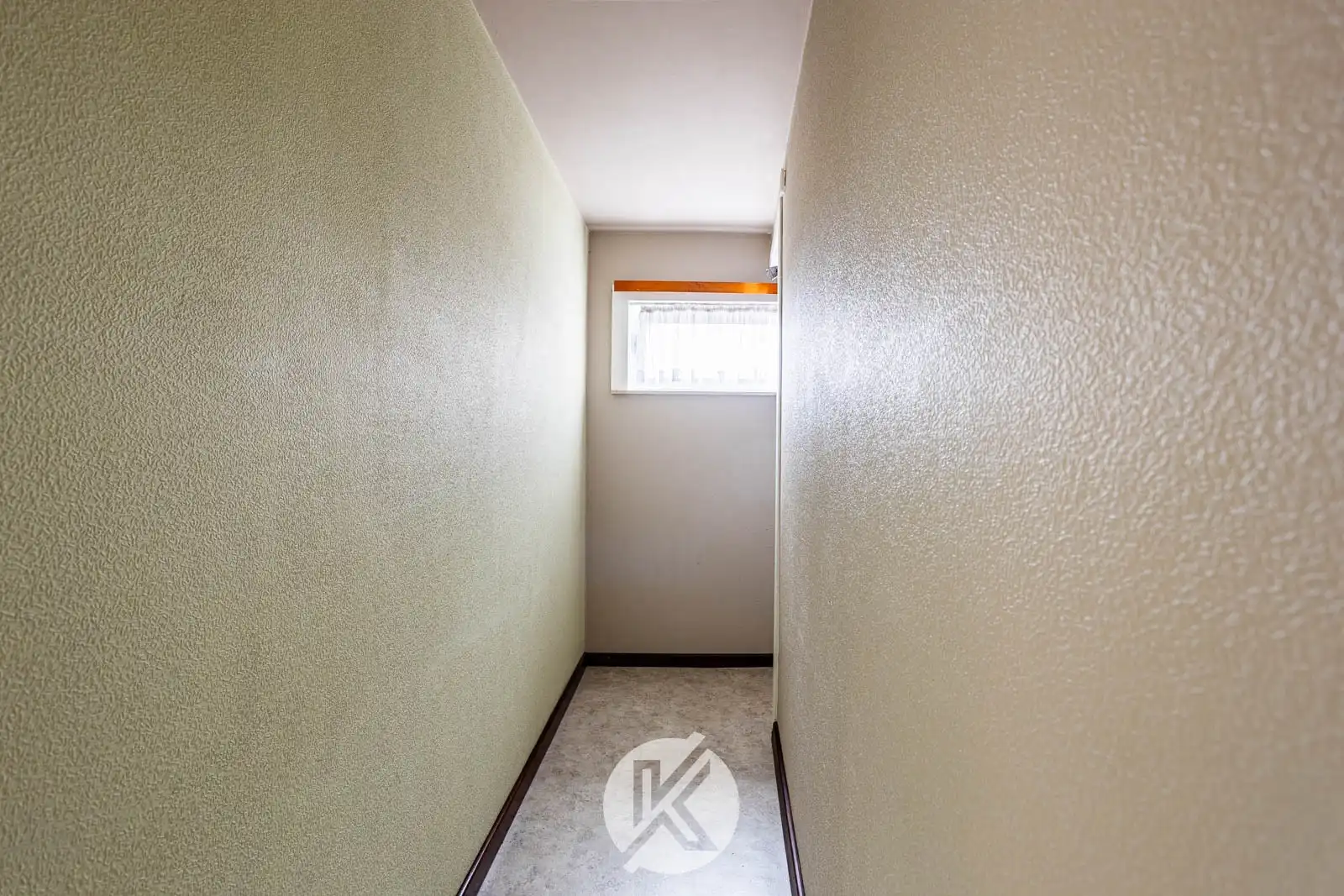 Op te knappen woning nabij centrum Herzele foto 12