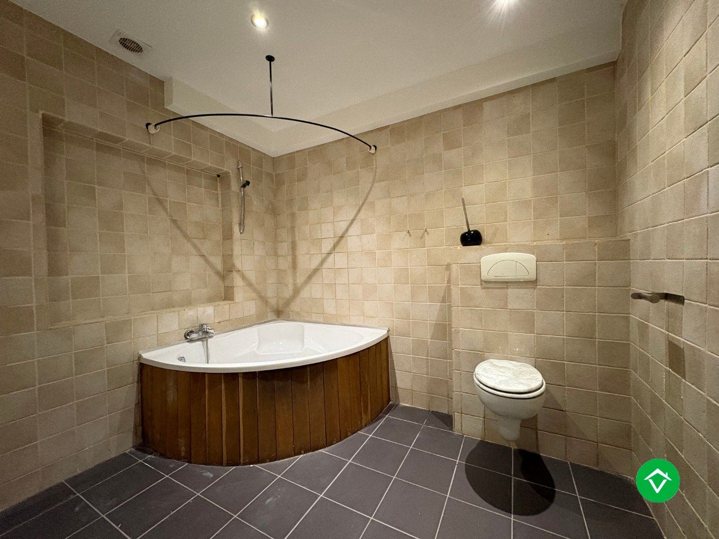 Te koop: gerenoveerde, lichtrijke woning met 3 slaapkamers en tuin te Middelkerke foto 30