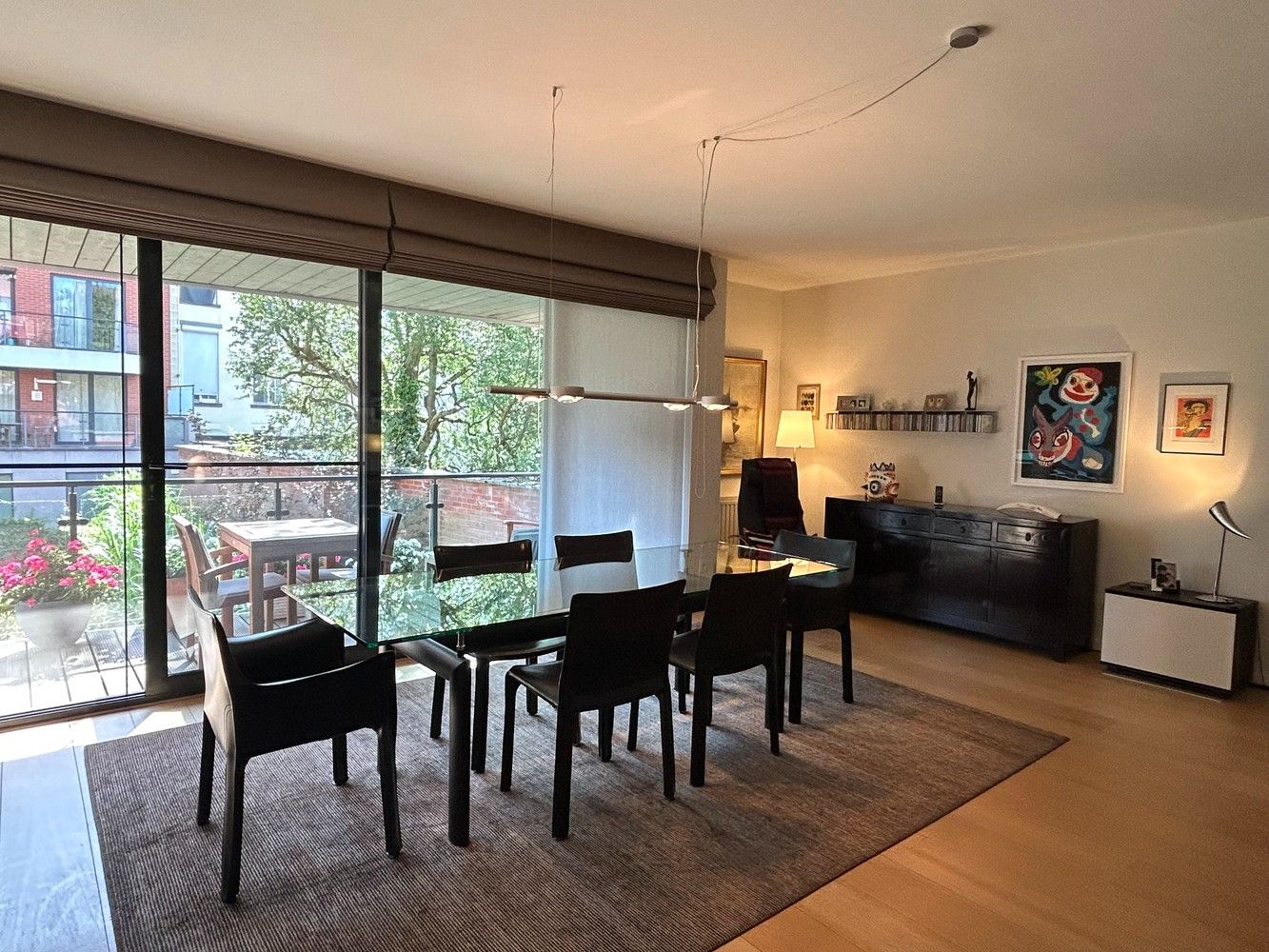 Luxueus afgewerkt appartement met terras en autostaanplaats nabij Sluispark foto 12