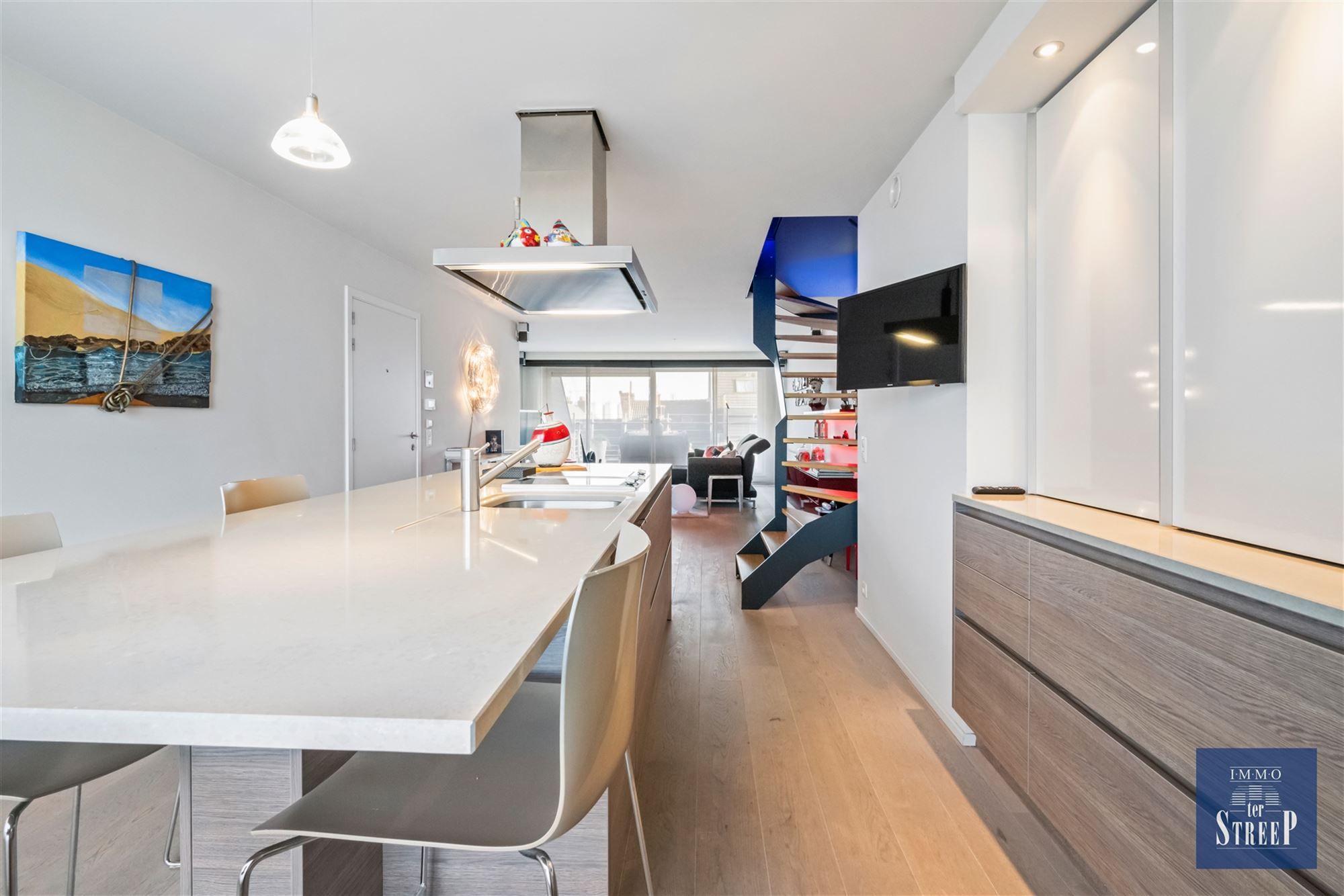 Prachtig duplex appartement met 2 slaapkamers foto 3