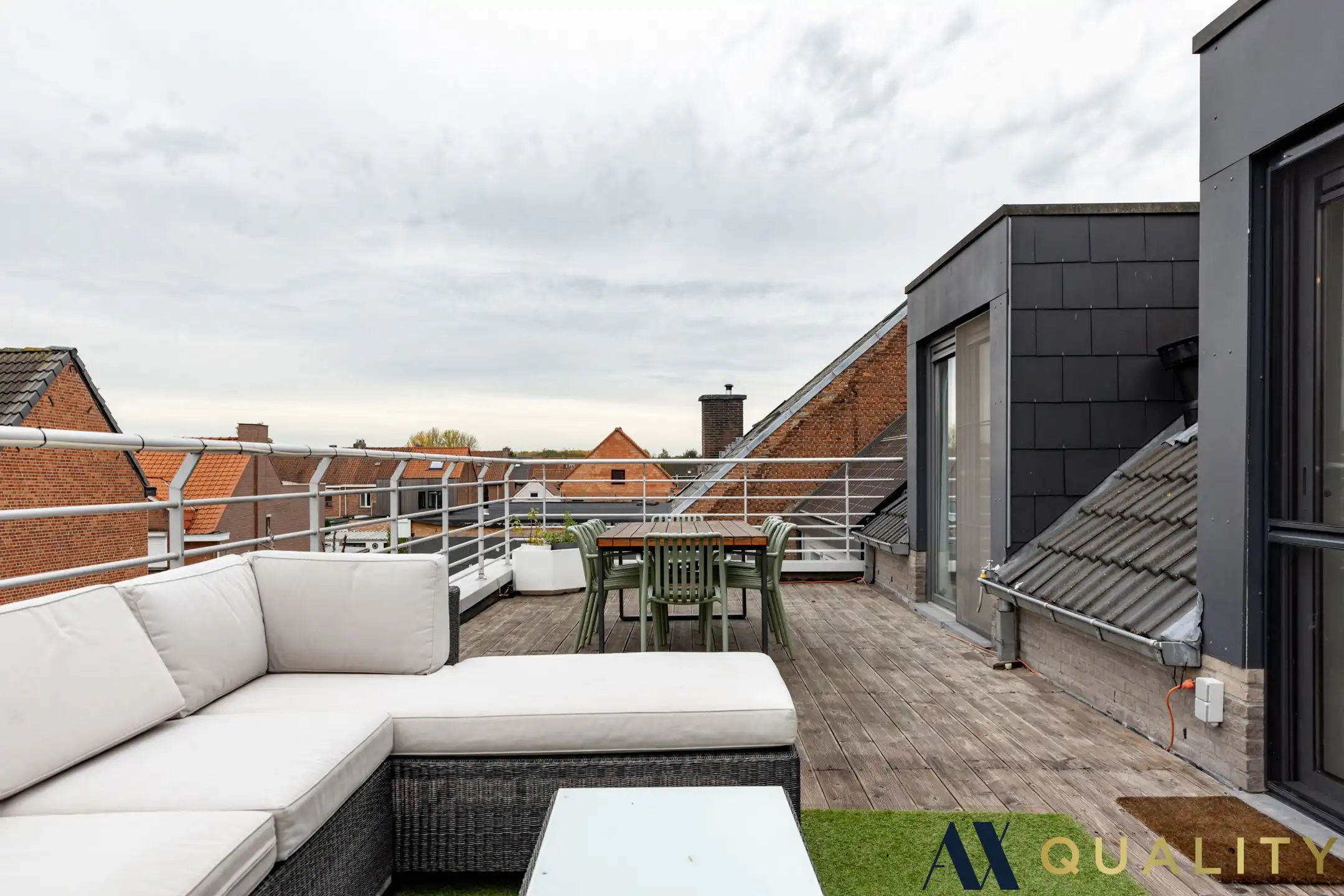 Instapklaar en energiezuinig appartement met 2 slaapkamers en carport te Bornem foto 2