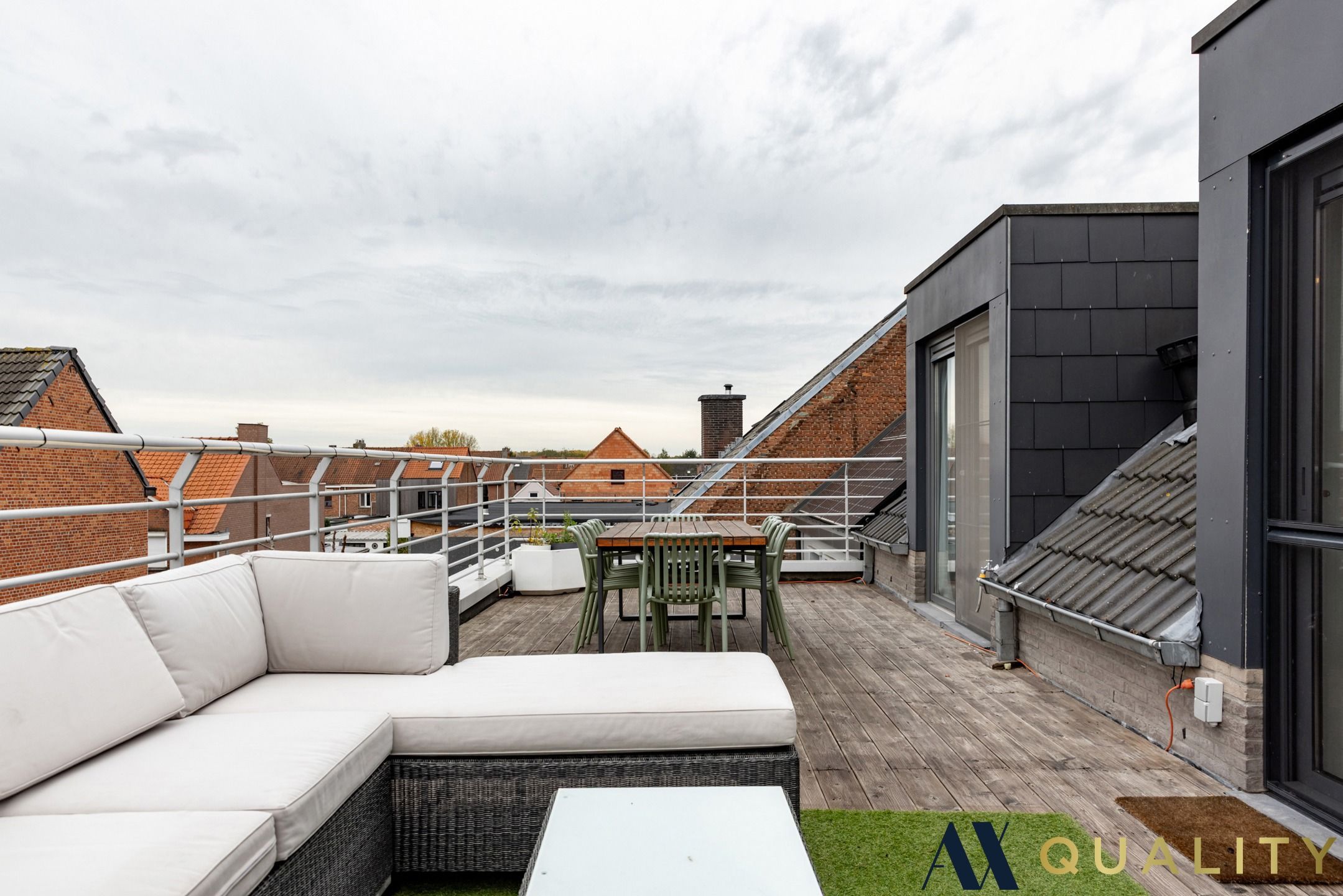 Instapklaar en energiezuinig appartement met 2 slaapkamers en carport te Bornem foto 2