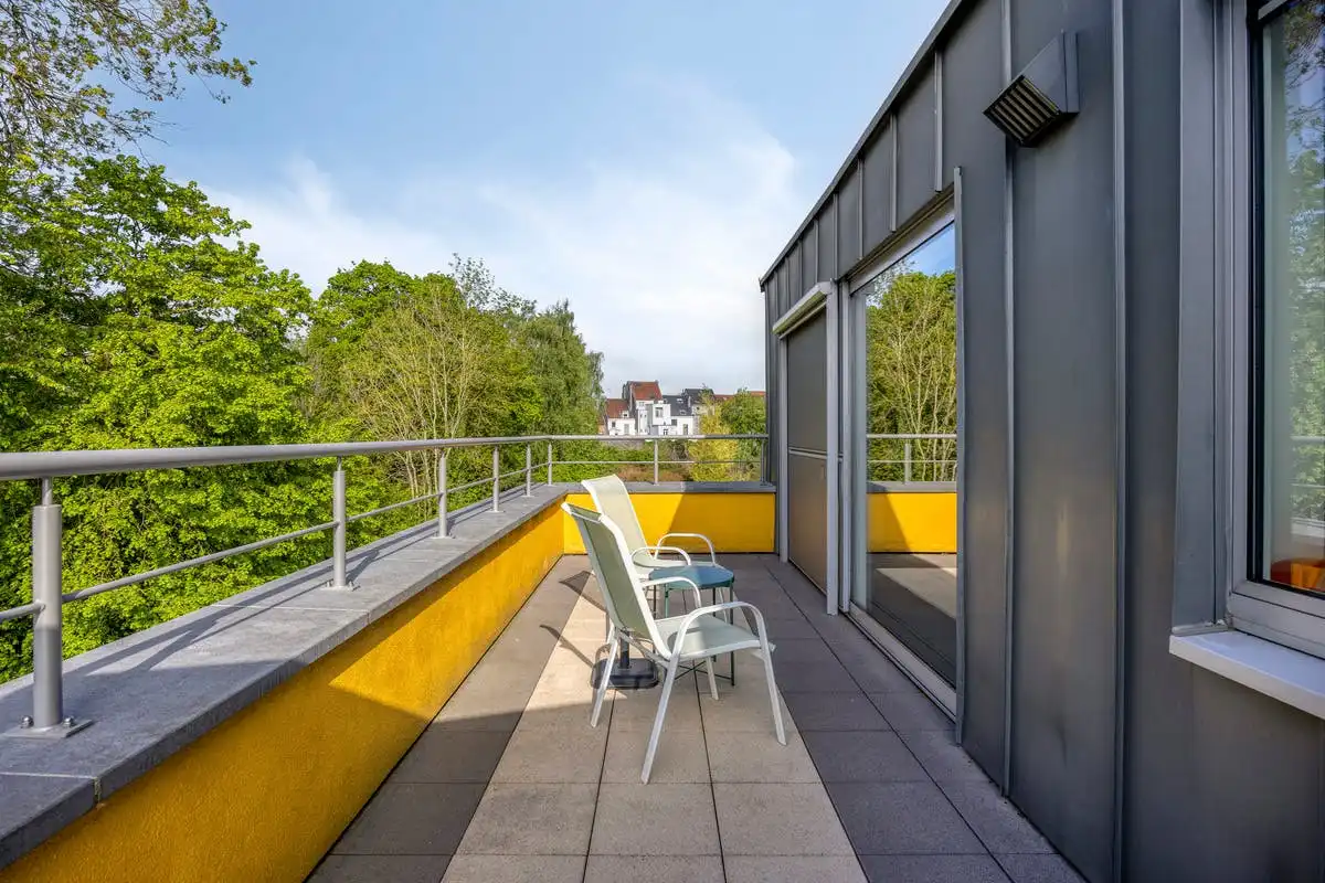 Lichtrijk instapklaar appartement met ruim terras en parking in Strombeek! foto 19
