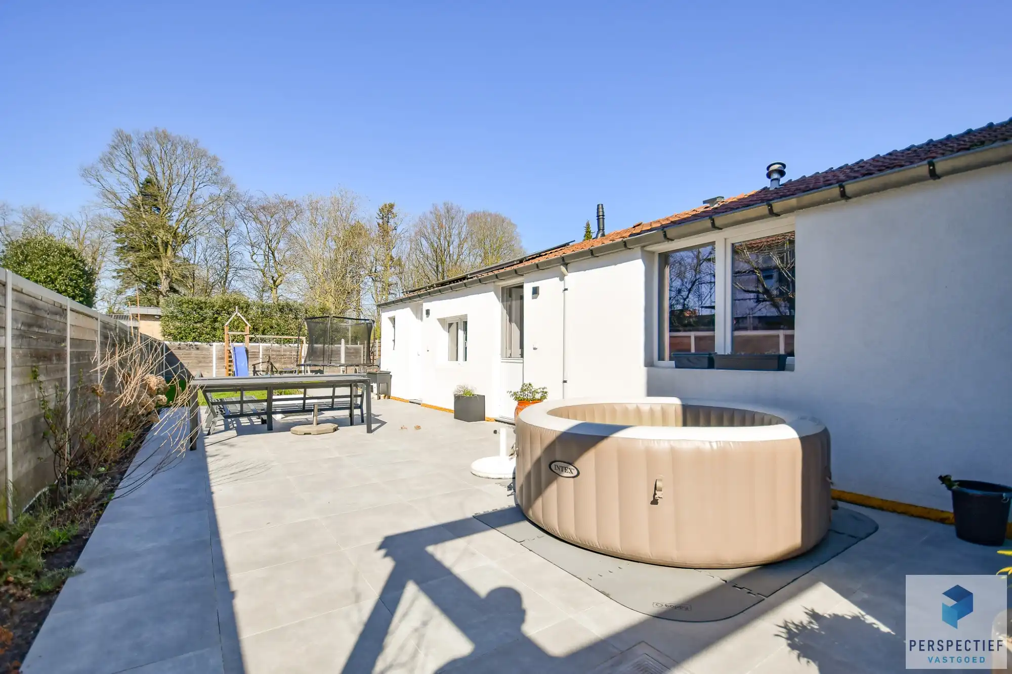 Ruime mooi gerenoveerde woning met 3 slpk en tuin foto 19