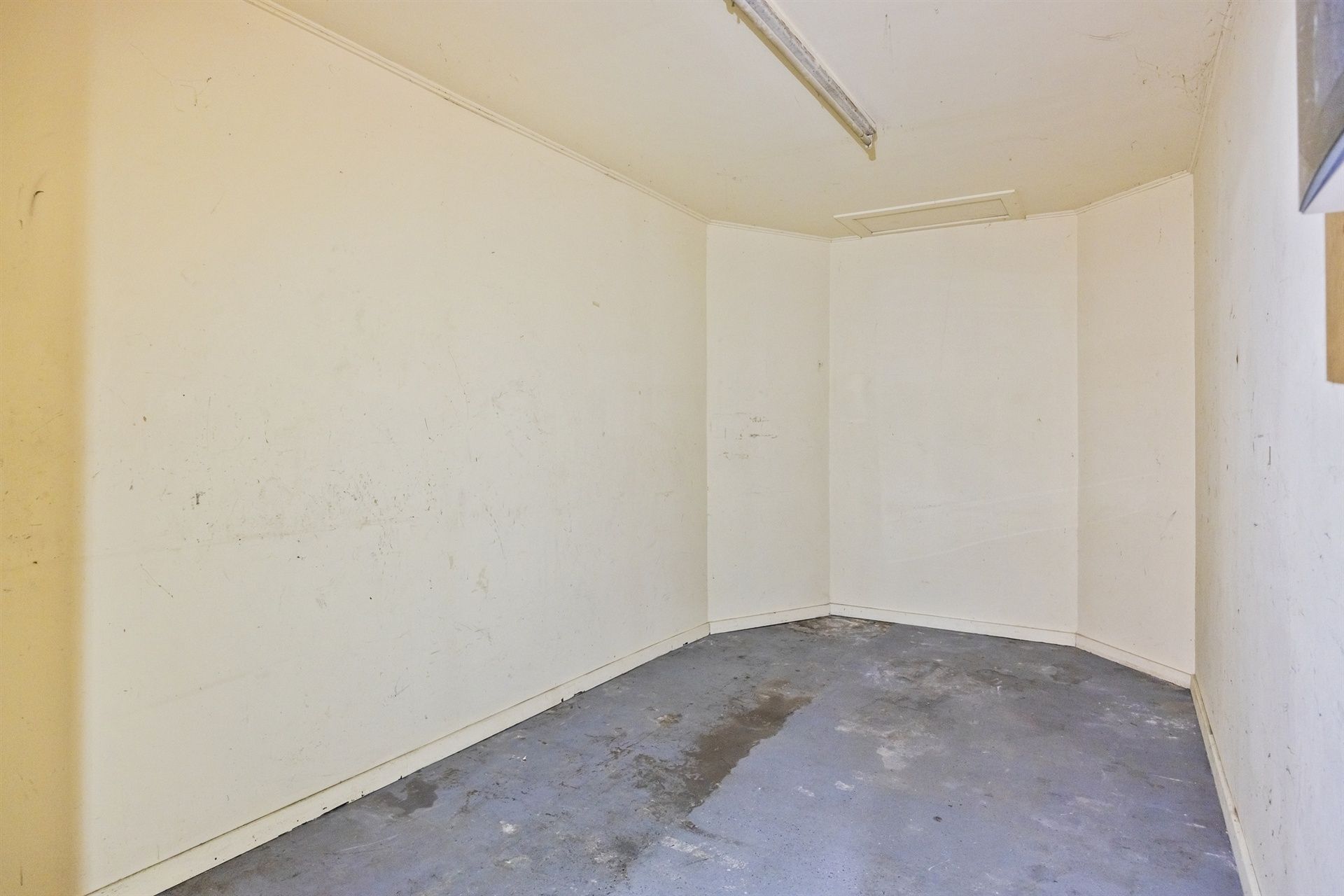 Te renoveren woning met 4 kamers foto 7