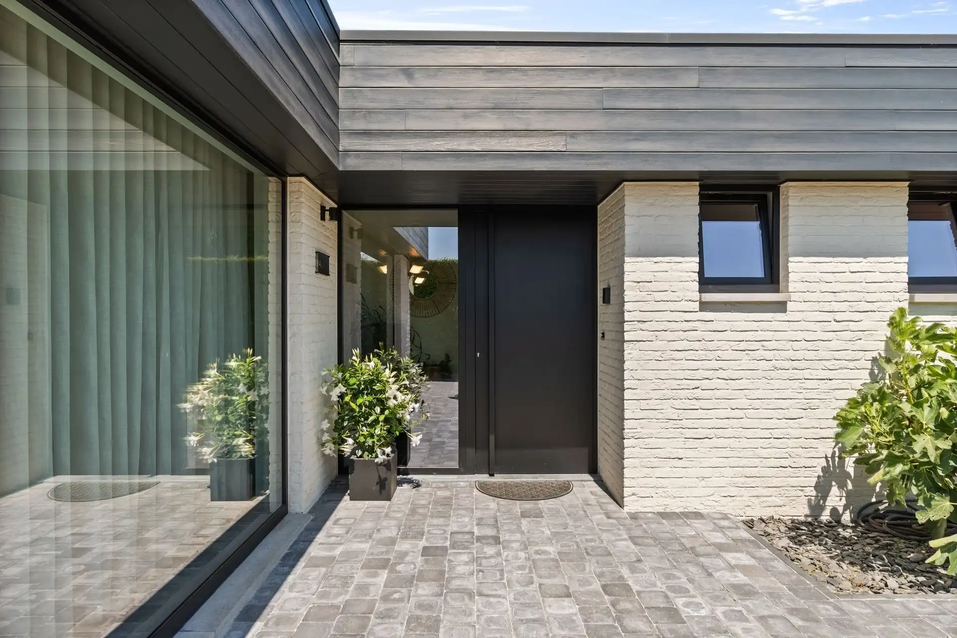 Prachtig vernieuwde, energiezuinige bungalow. foto 10
