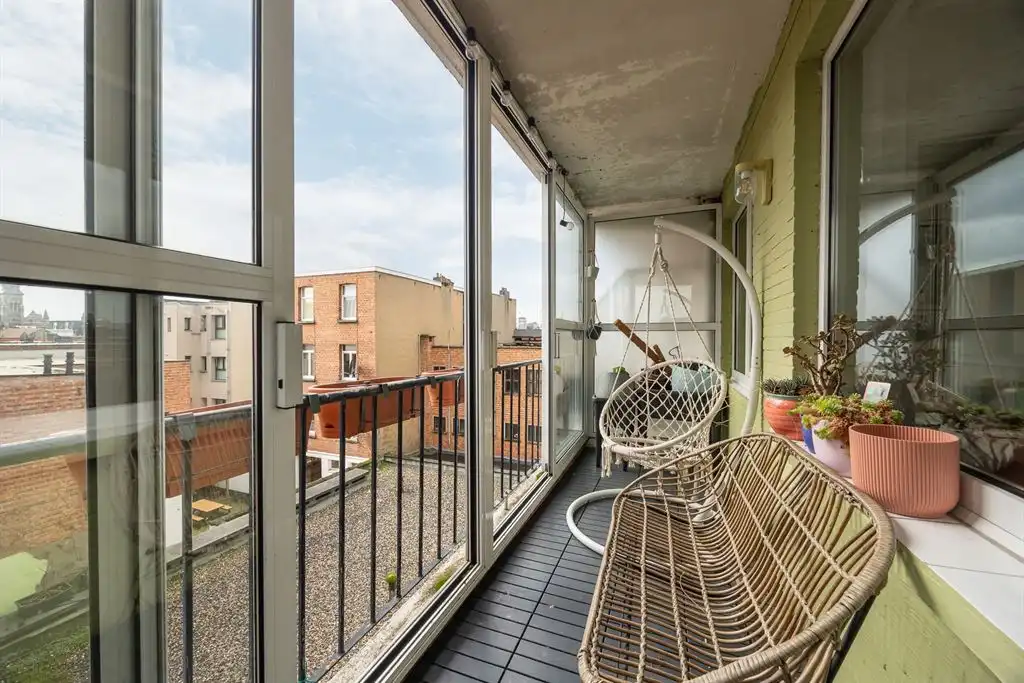 Ruim appartement met zonnig terras foto 11