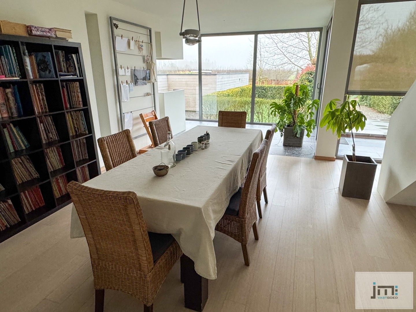 Moderne villa met groot kantoor foto 7