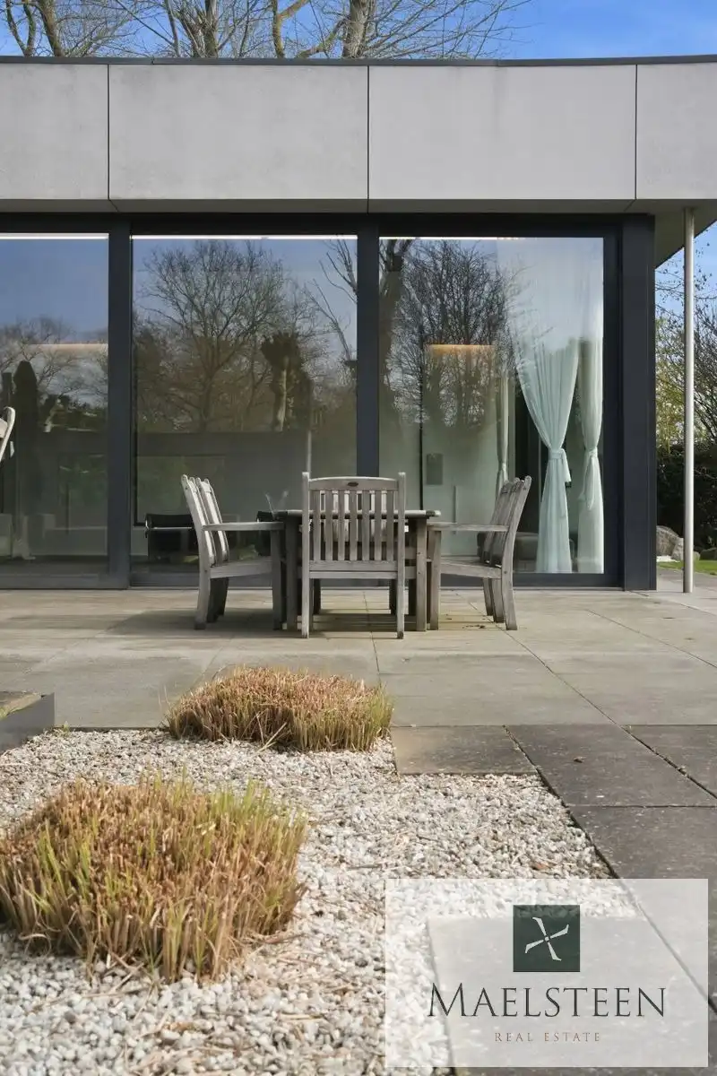 Villa met binnenzwembad op 2.045 m² Sint-Idesbald (Koksijde) foto 32