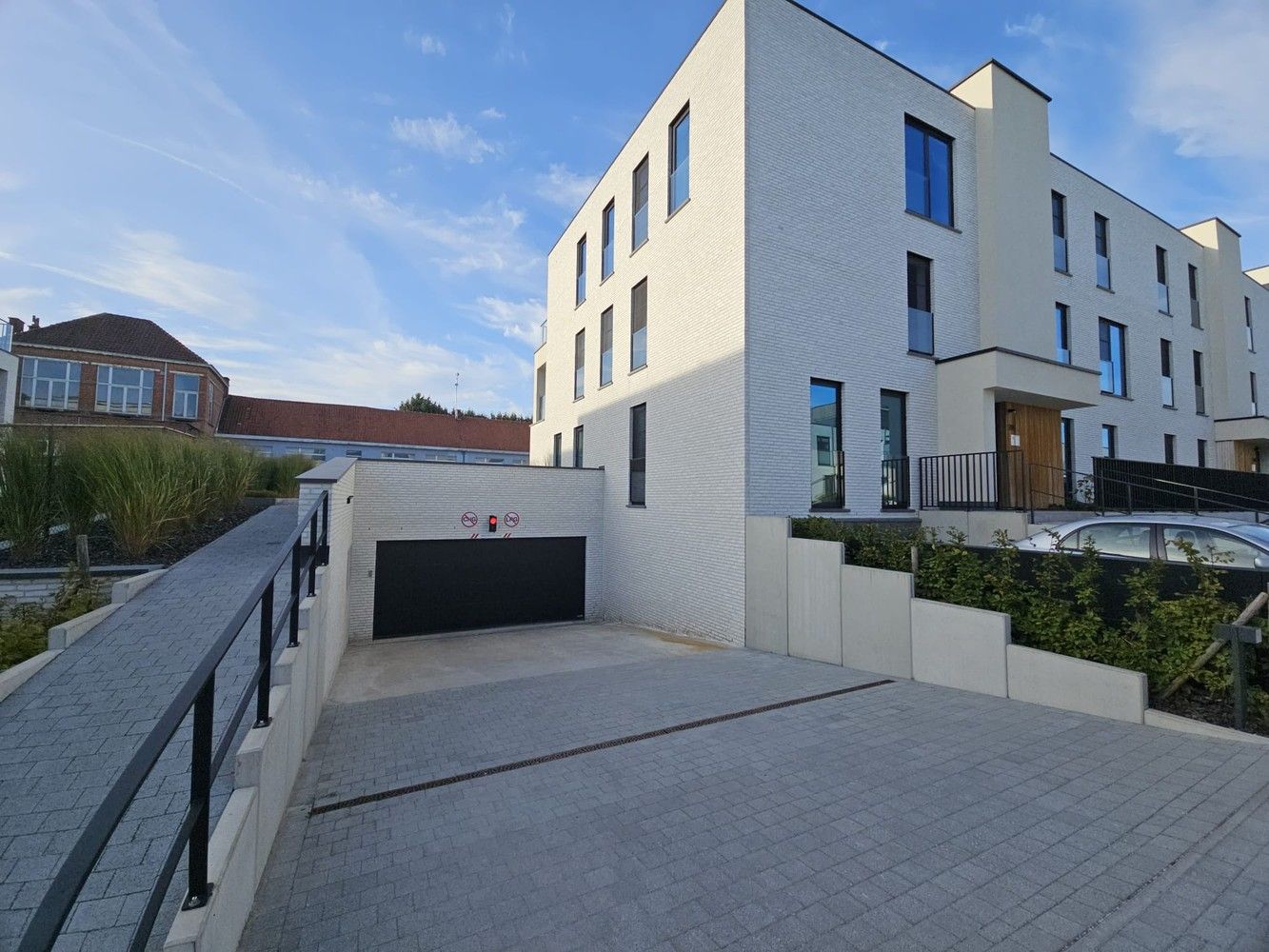Recent appartement met 2 slpks en terras + garage foto 2
