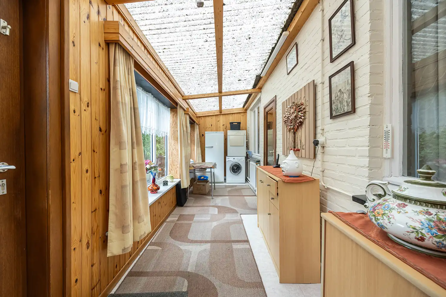 Halfopen woning op 575 m² met garage, carport en diepe tuin – te renoveren foto 13