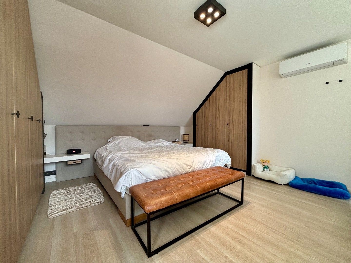 Centrum Ieper – Recente instapklare gezinswoning met energieprestatie label A foto 14