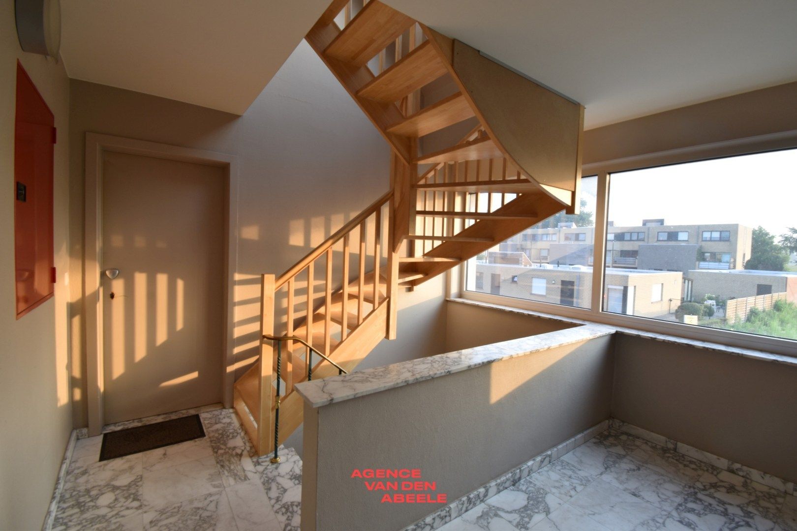 Opbrengsteigendom met 6 appartementen en 7 garages  foto 22