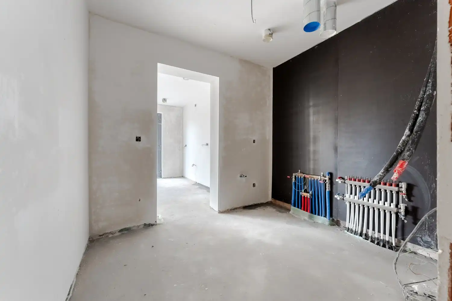 Charmante halfopen woning te koop in Leopoldsburg - 3 slaapkamers, 1 badkamer, ruime keuken en 2 toiletten op 396 m², volledig gerenoveerd in 2026! foto 14