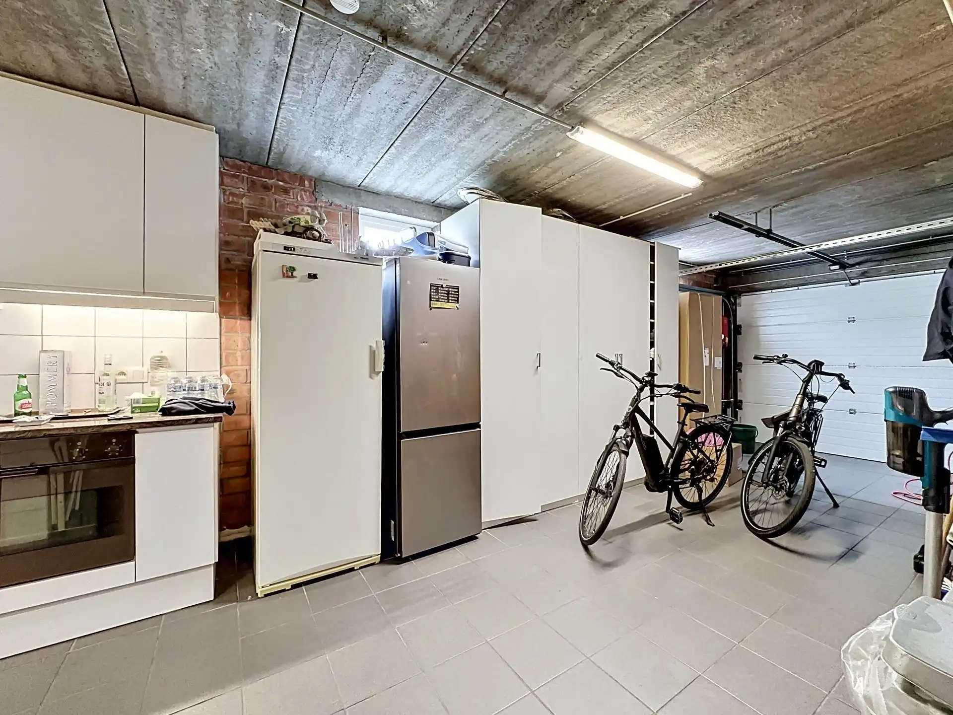 Instapklare open bebouwing met 3 slaapkamers, oprit en garage op perceel van 524m² in Zwijndrecht! foto 16