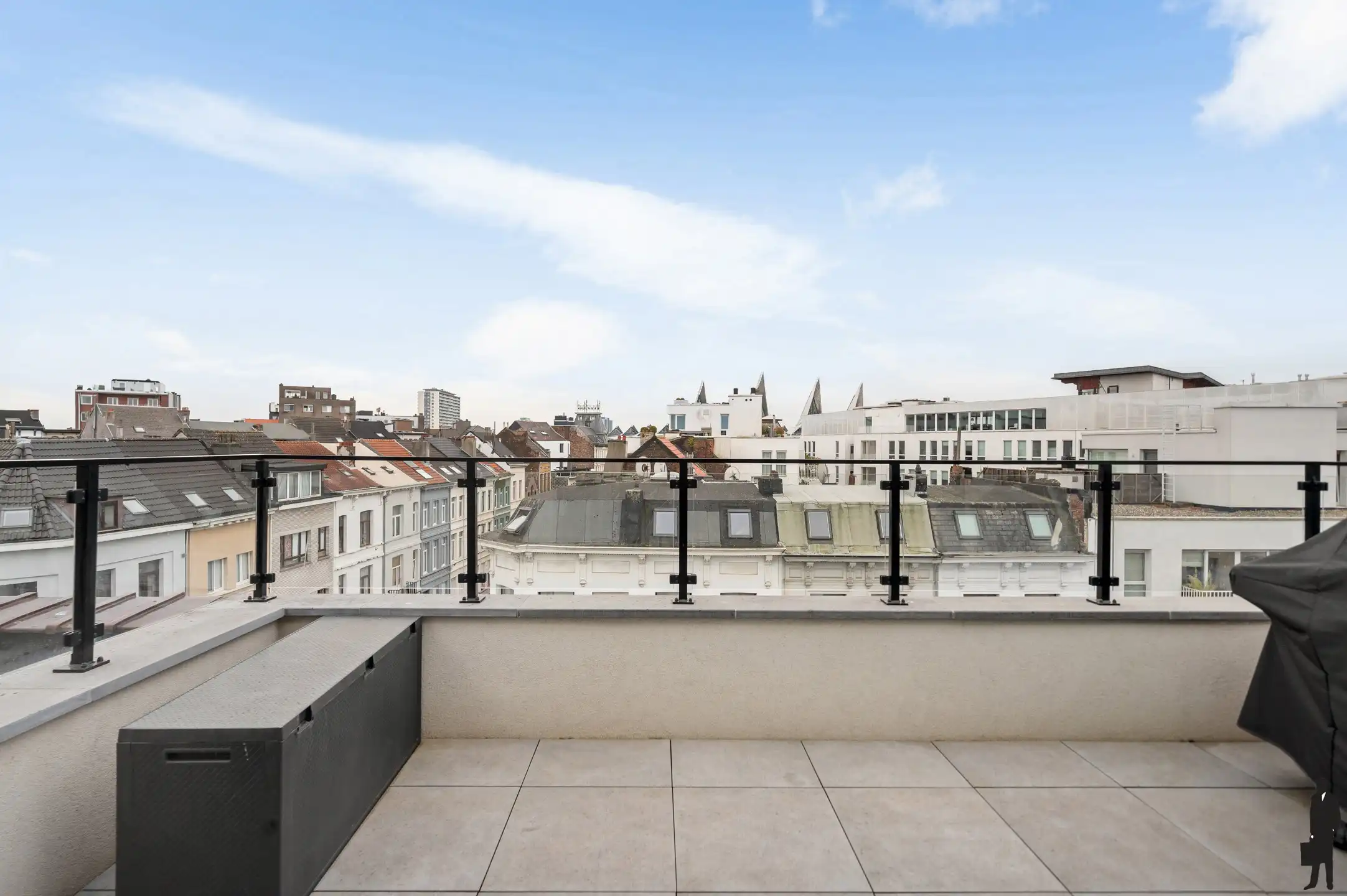 Upside down-woning met dakterras en parking foto 22