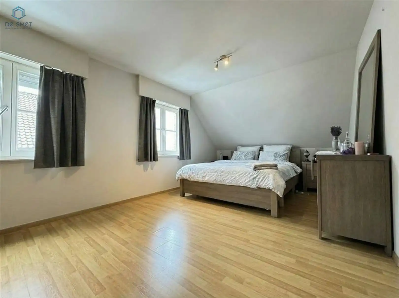 RECENTE ENERGIEZUINIGE VILLA MET MOOIE TUIN foto 13