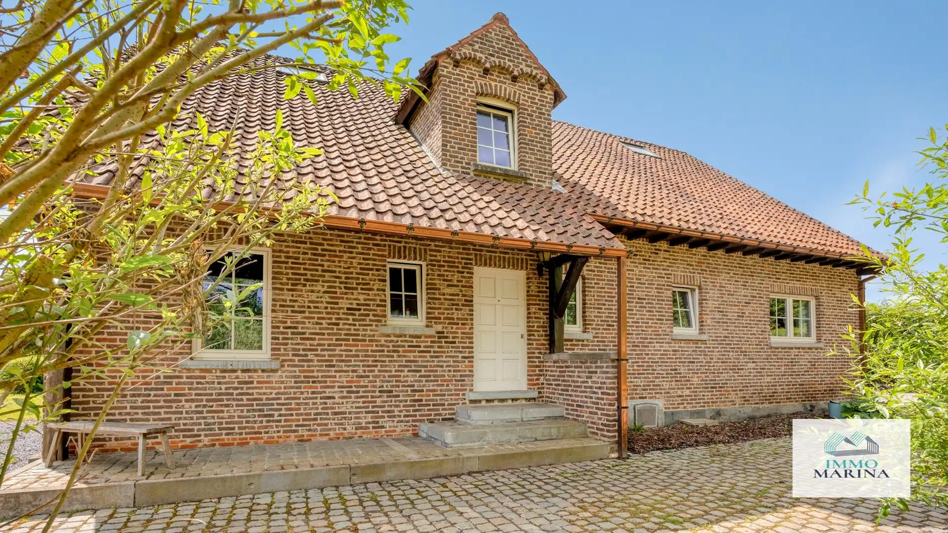 Uniek gelegen landhuis midden in de velden te Aarschot   foto 24