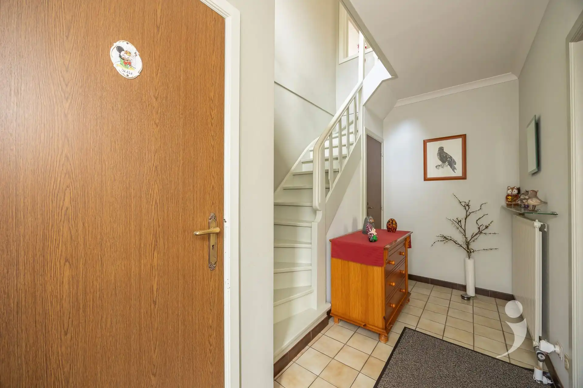 Instapklare woning in zeer rustige woonwijk! foto 2