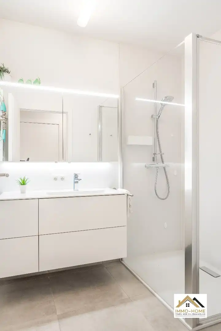 Prachtig gelijkvloersappartement met heel erg ruim terras!!  foto 17