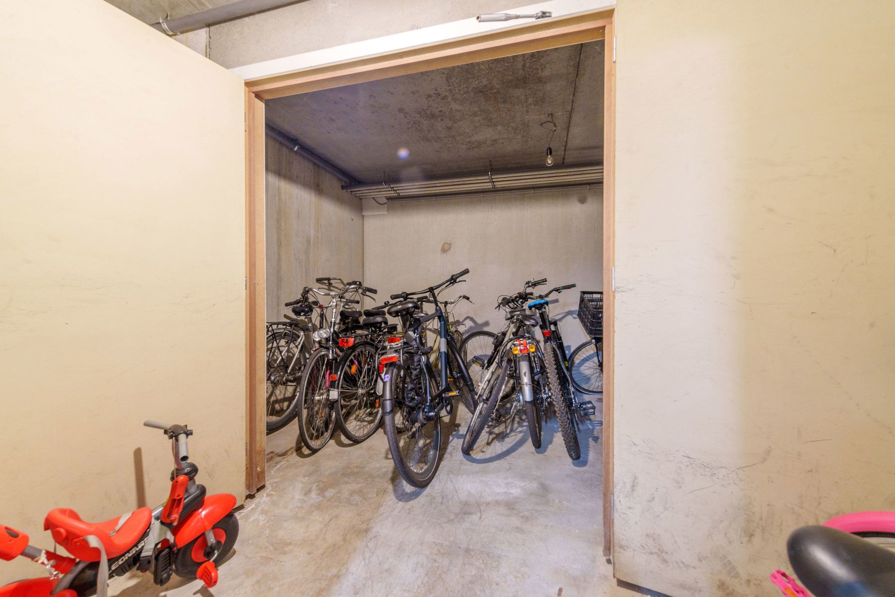 Instapklaar app mogelijkheid tot huren van autostaanplaats. foto 10