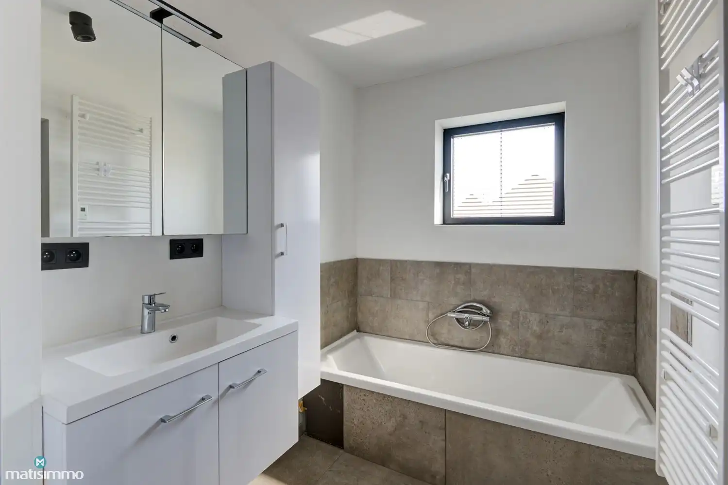 RECENTE EN ENERGIEZUINIGE WONING MET 3 SLAAPKAMERS, RUIM ZUIDWESTGERICHT PERCEEL VAN 3.357 M² EN GARAGE TE WELLEN foto 25