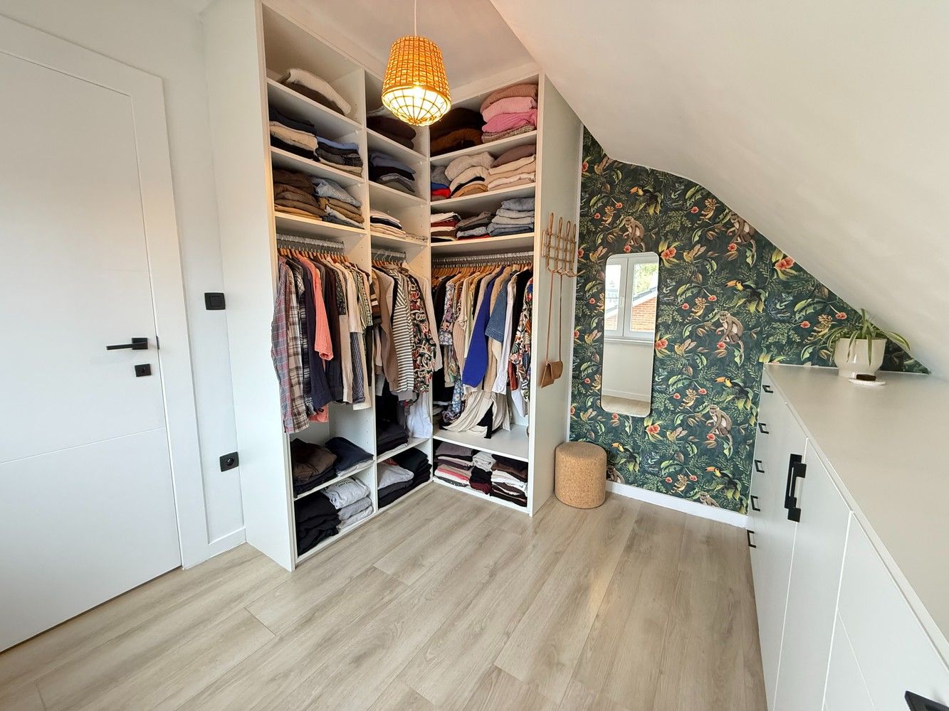 Instapklare woning met 3 Slpks en prachtige tuin foto 12