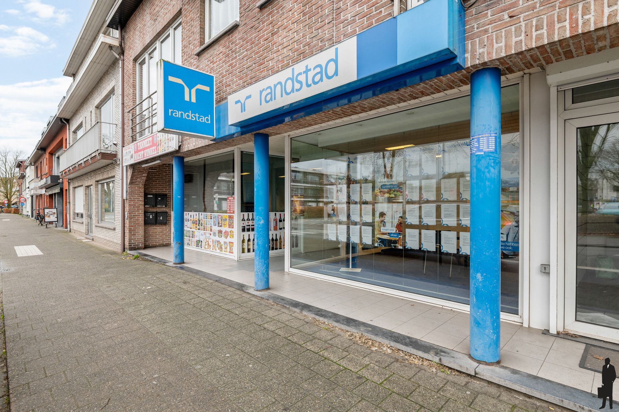 Centraal gelegen commerciële ruimte te Kalmthout! foto 2