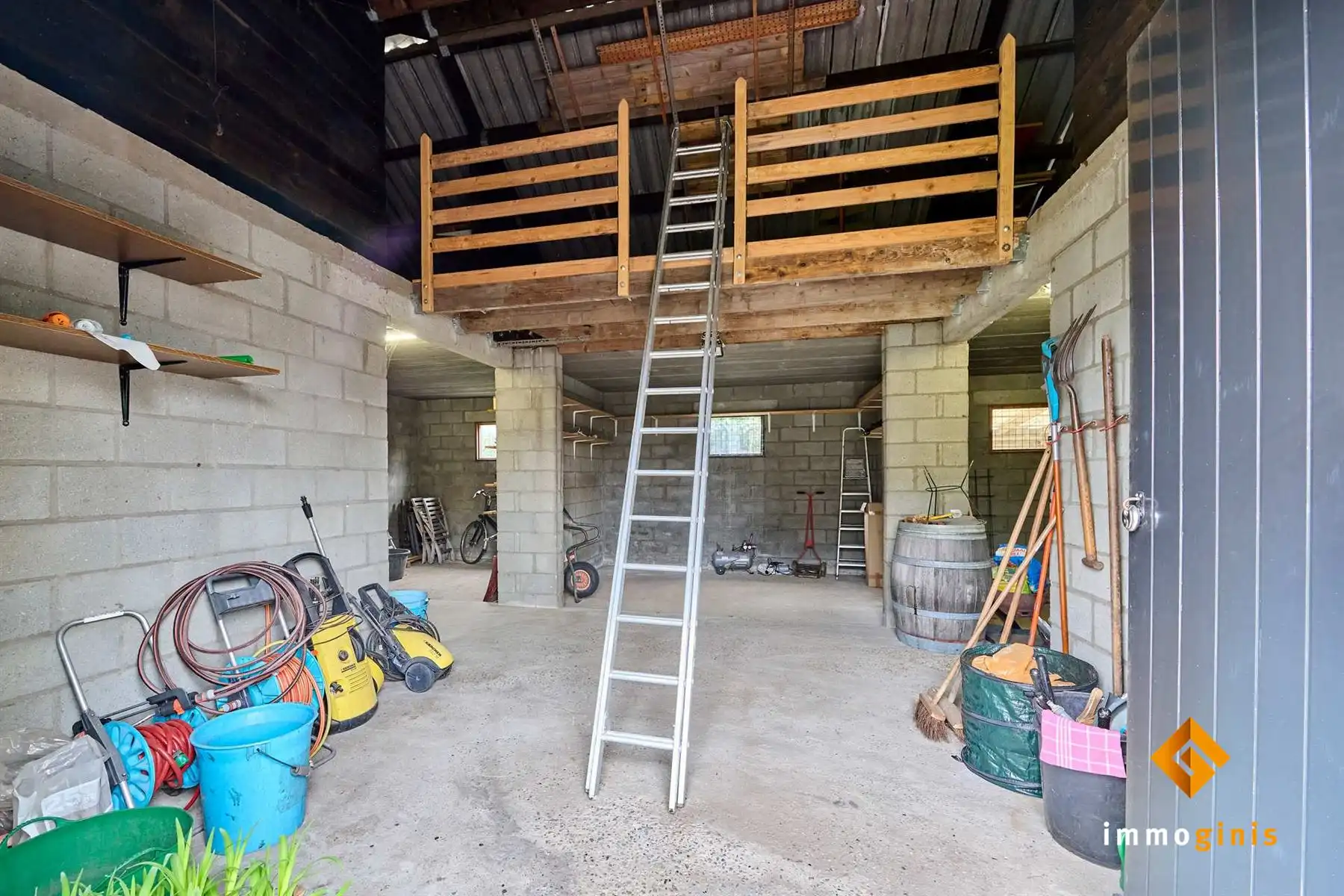 Verrassend ruime woning met 5 slaapkamers en een vrijstaand bijgebouw van 95 m²! foto 31