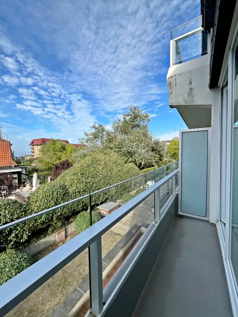 MODERN GERENOVEERDE STUDIO MET APARTE SLAAPHOEK VLAK BIJ DE ZEE EN HET SYCOD foto 10