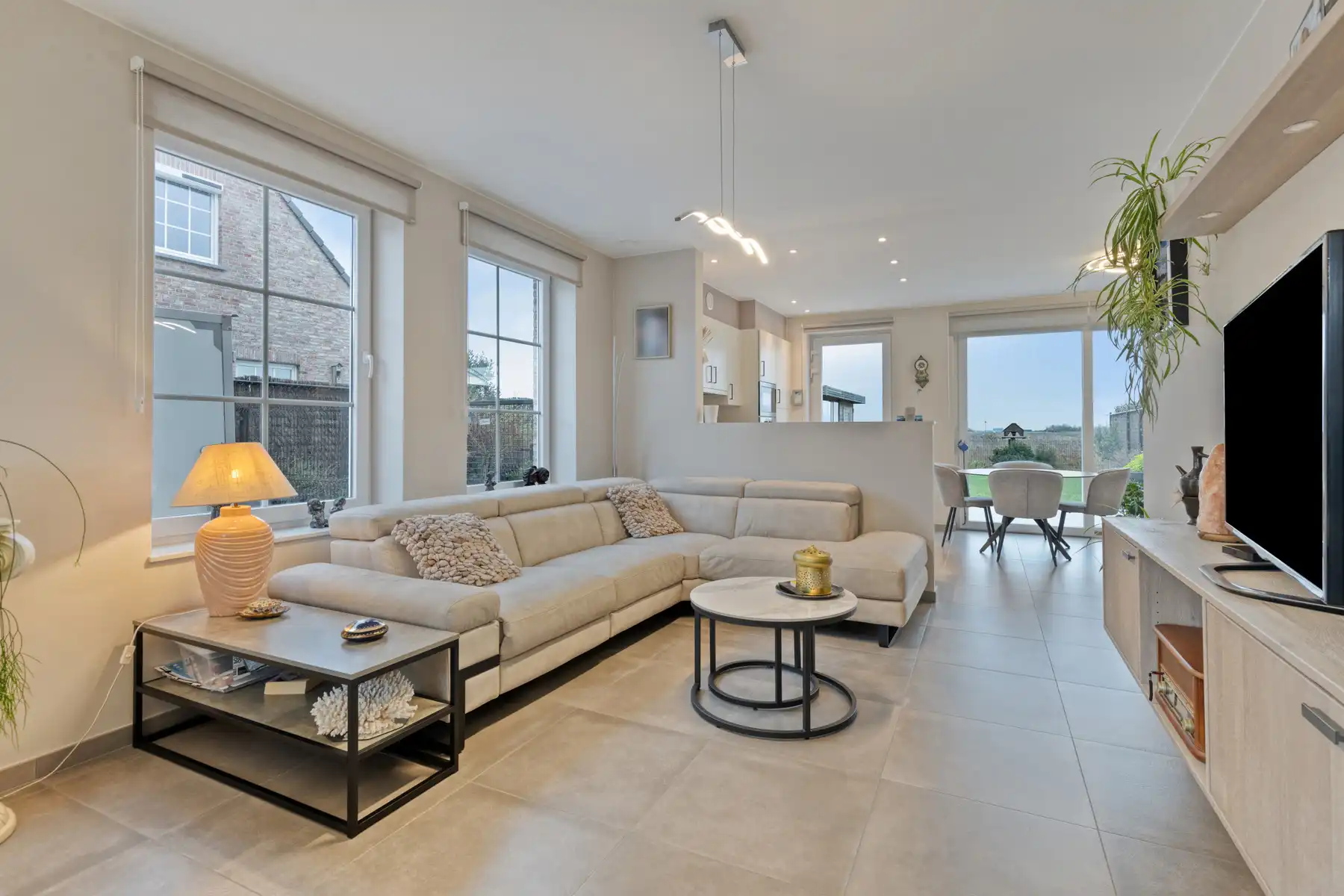 *** ONDER COMPROMIS *** foto 4